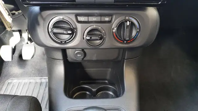 Citroen C3 view 13