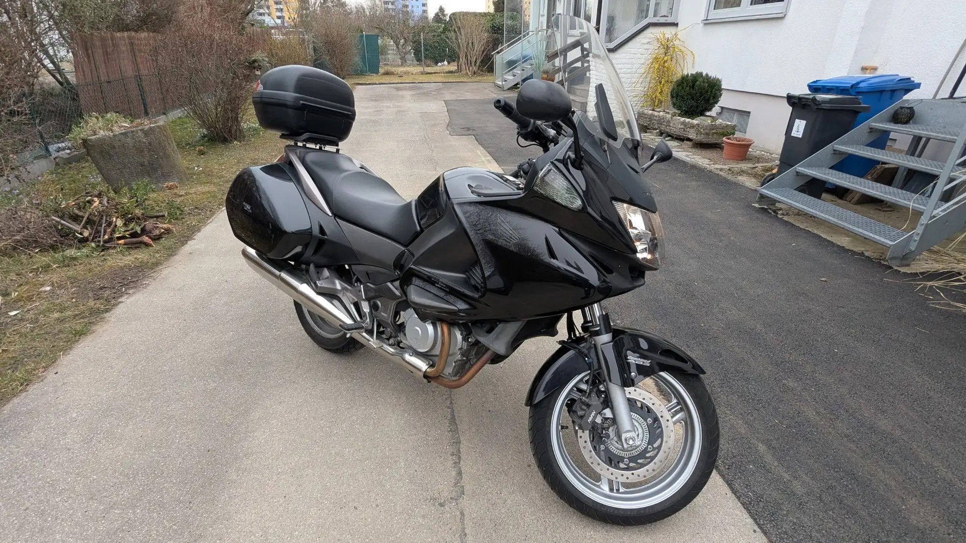 Honda NT 700 VA "Deauville" RC52 Negru - 1
