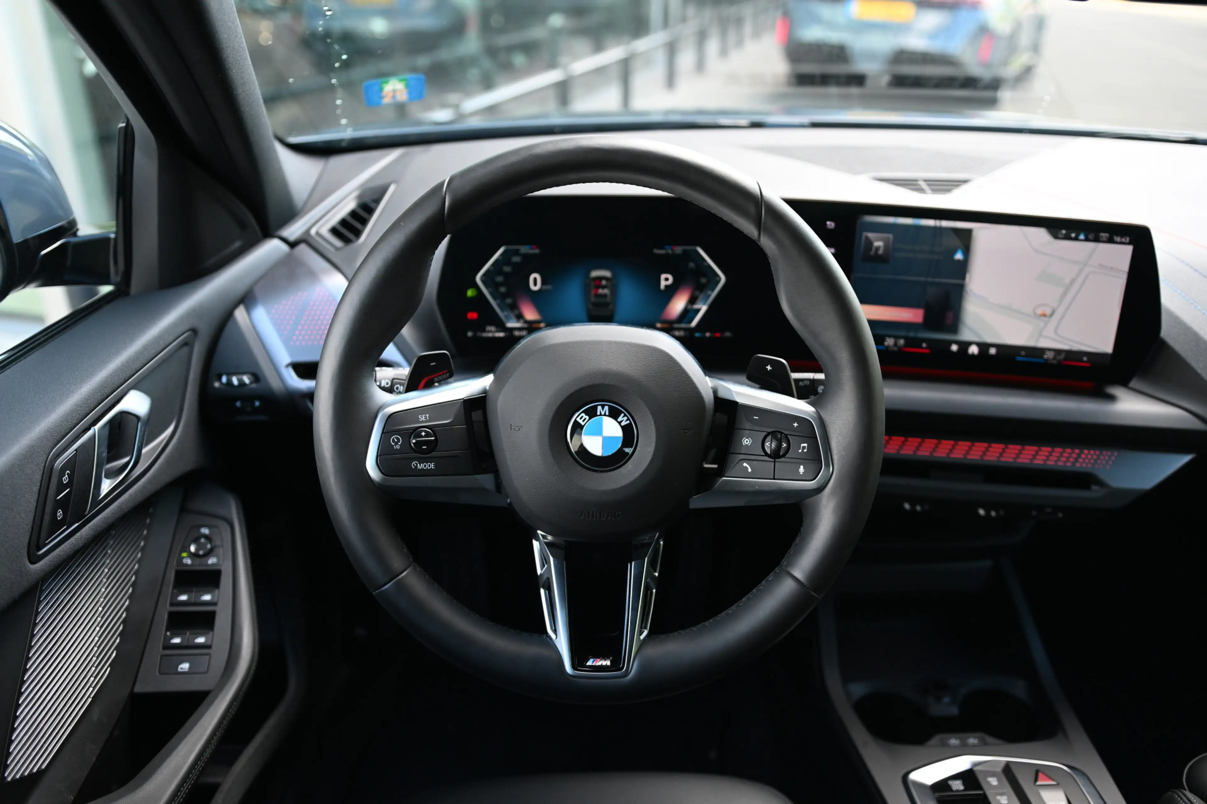 BMW 120 1 Serie M Sport Automaat / Sportstoelen / Achterui — photo 6