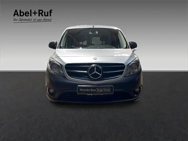 Mercedes-Benz Citan view 2