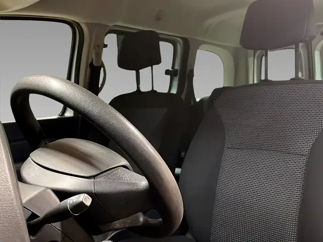 Mercedes-Benz Citan view 9