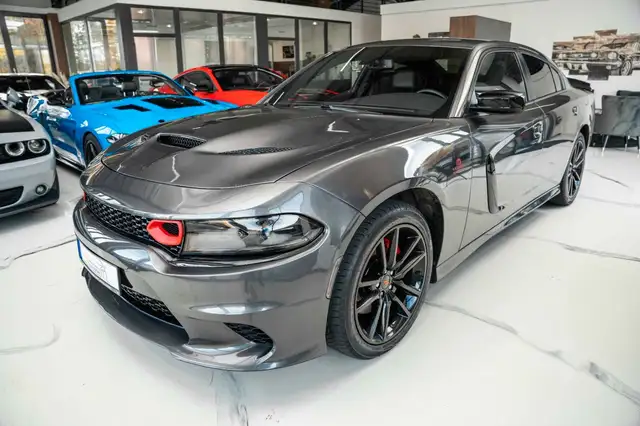 Dodge Charger 5,7 R/T Super Track Pack VOLL