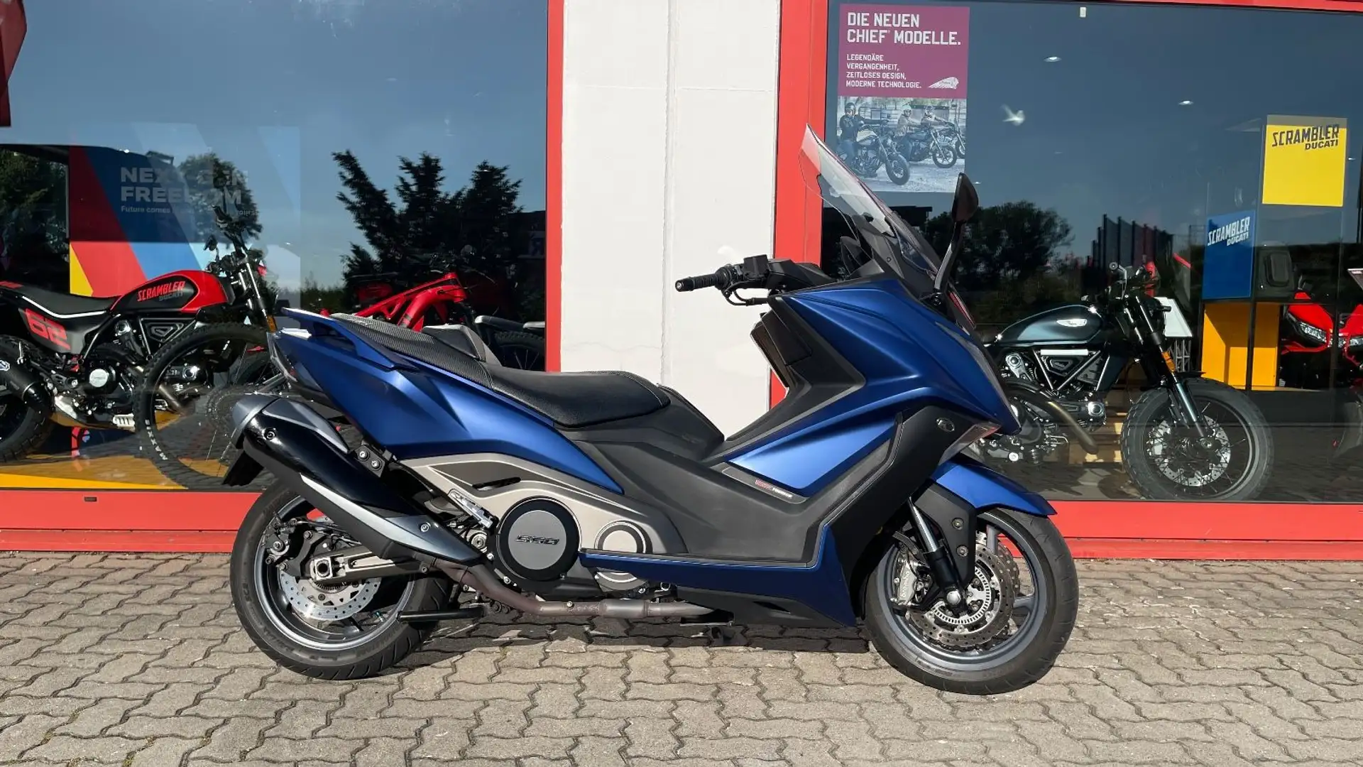 Kymco AK 550 i ABS Bleu - 1