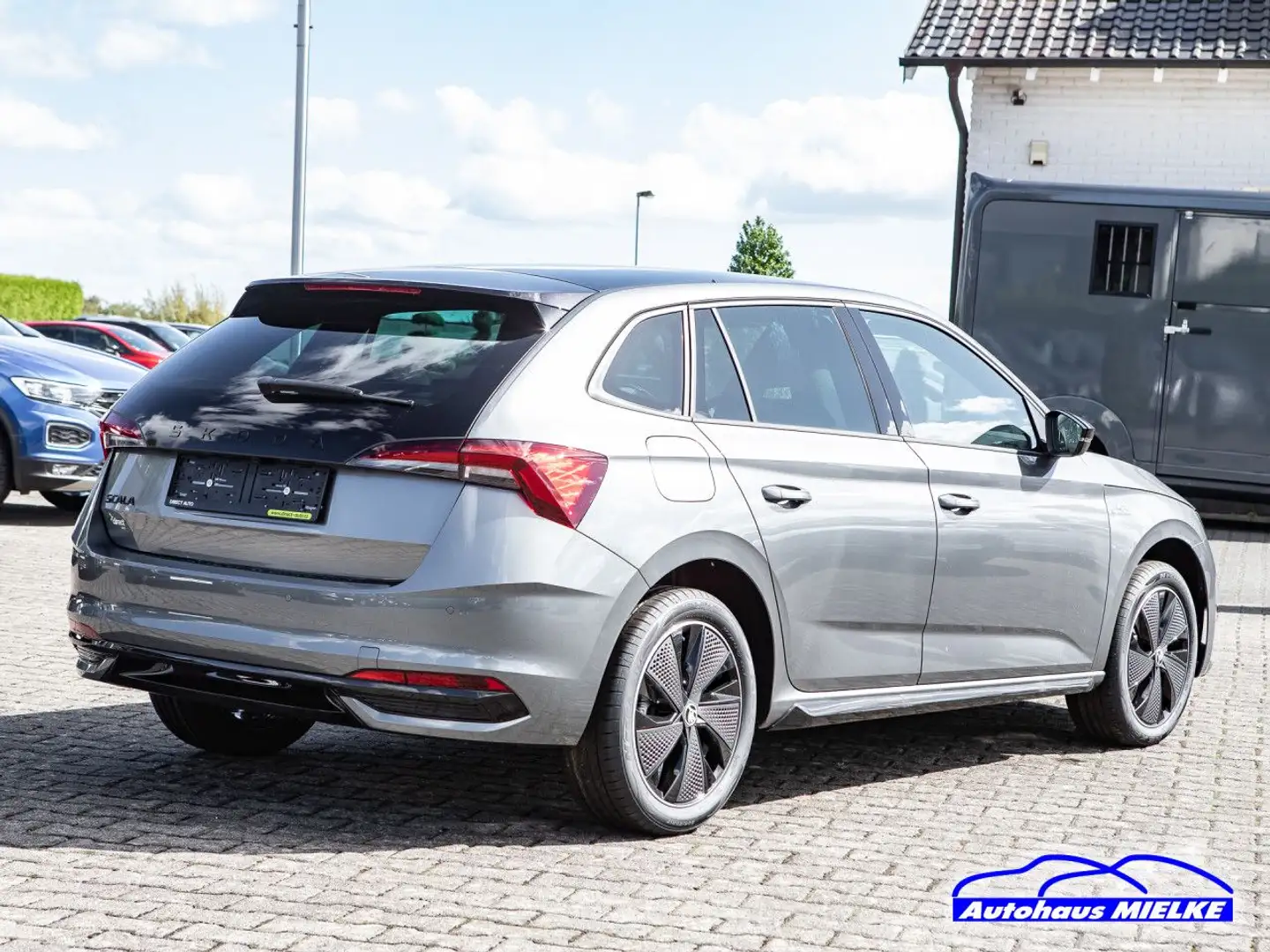 Skoda Scala Monte Carlo 1.0 DSG Pano/App/PDC/Alu/BT Navi Gris - 2