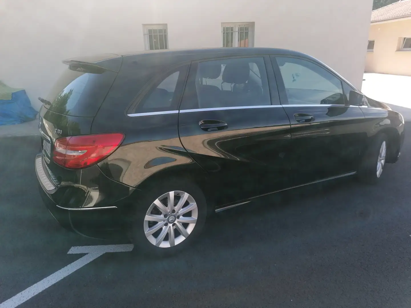 Mercedes-Benz B 180 Classe B 180 CDI BlueEFFICIENCY Business Noir - 2
