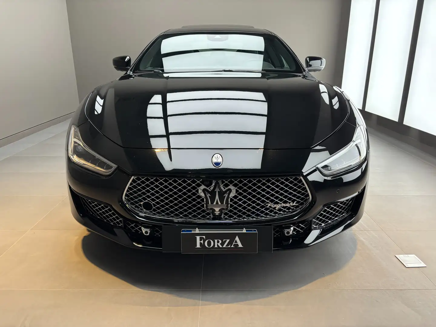 Maserati Ghibli Ghibli 2.0 mhev 330cv Special Edition Fragment Schwarz - 2