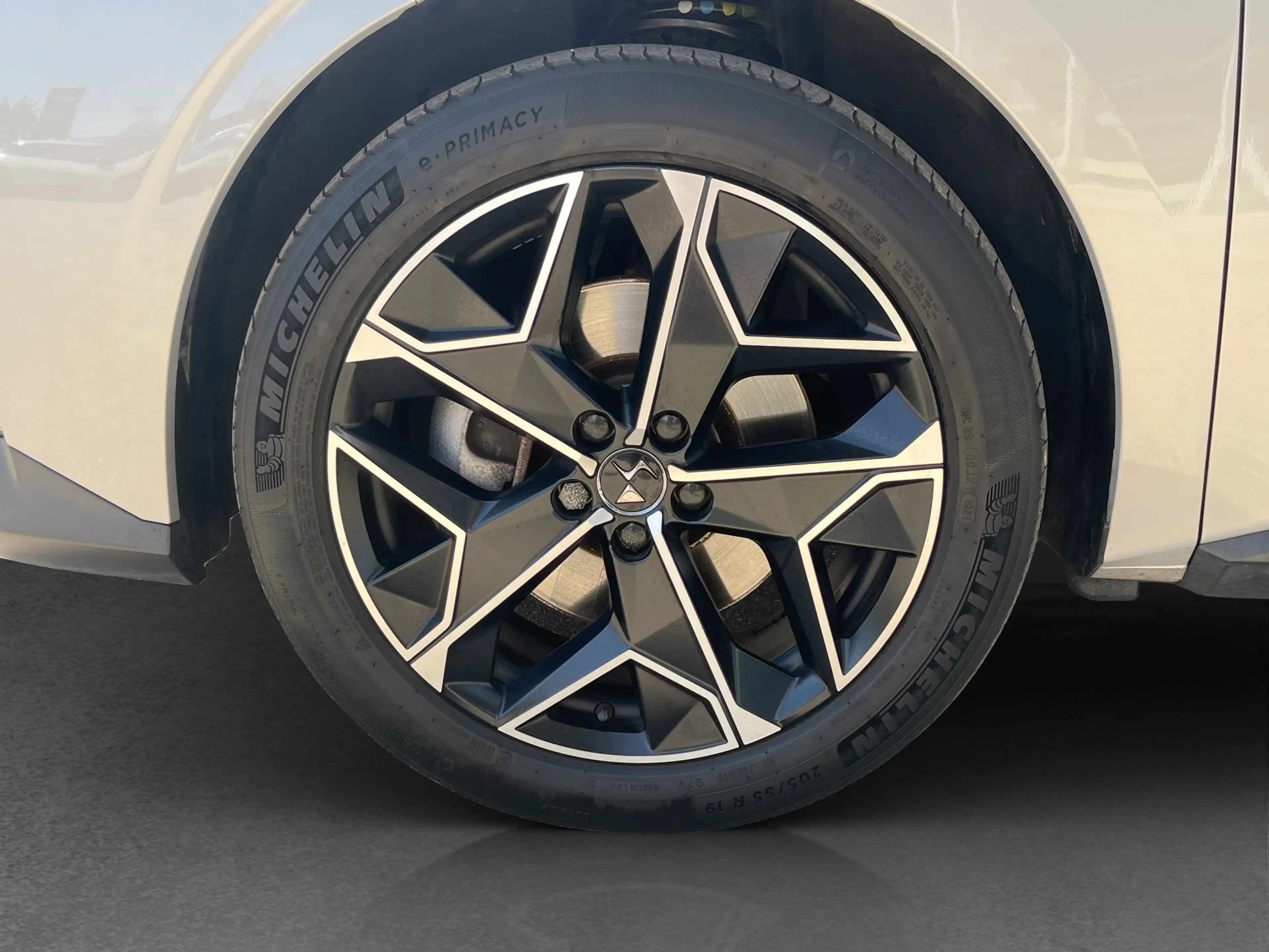 DS Automobiles DS 4 225PS PHEV Cross Rivoli Schiebedach+ACC — photo 11