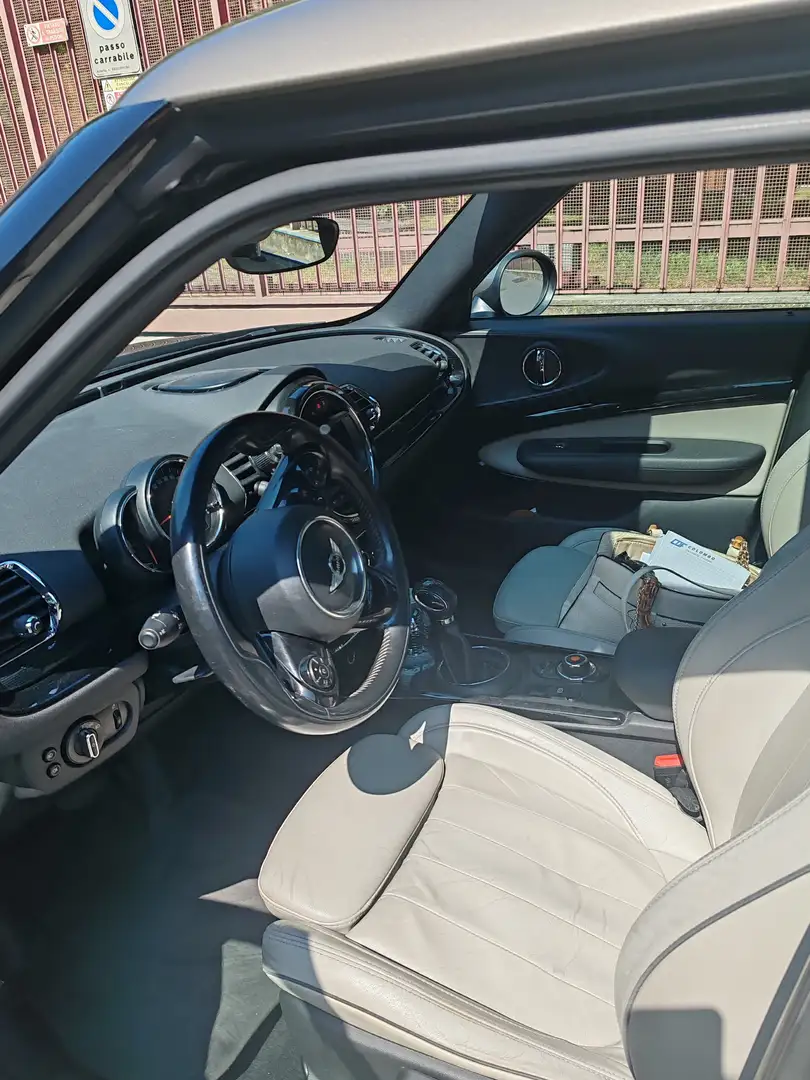 MINI Clubvan Чорний - 2