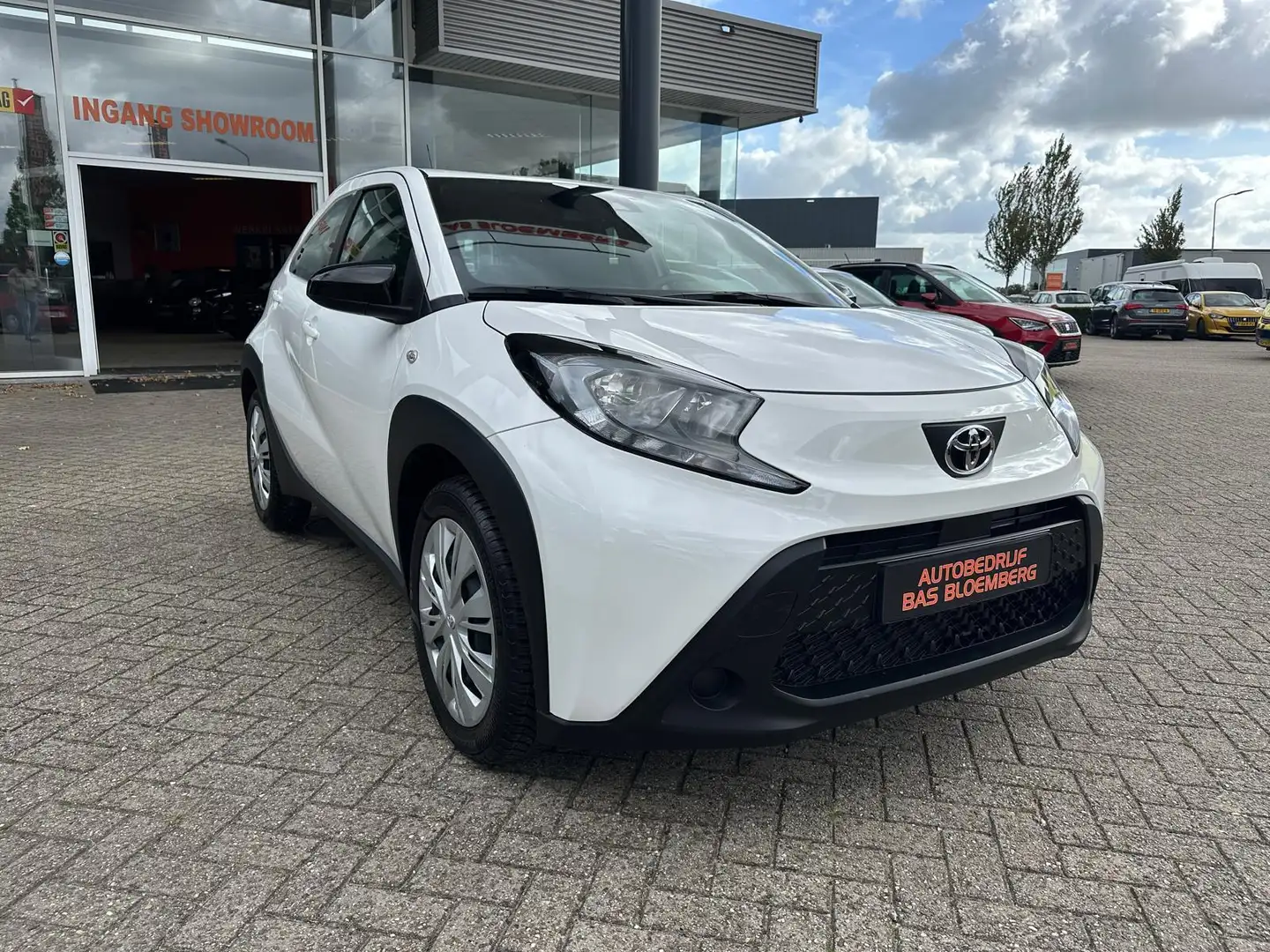 Toyota Aygo X 1.0 VVT-i S-CVT Play, Camera, Carplay, Adaptive Cr Blanc - 2