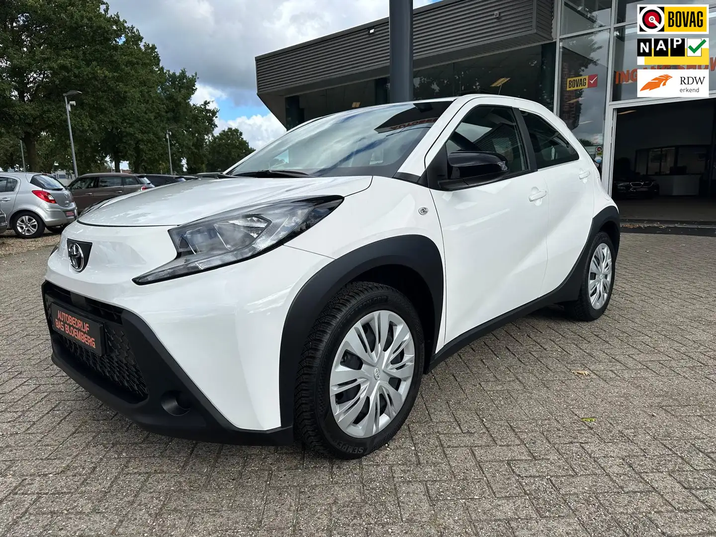 Toyota Aygo X 1.0 VVT-i S-CVT Play, Camera, Carplay, Adaptive Cr Blanc - 1