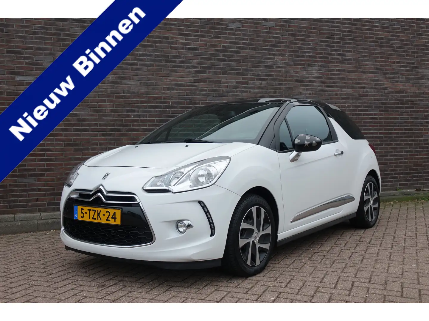 Citroen DS3 1.2 VTi Fab So Chic, cruise control, navigatie. pr Blanc - 1