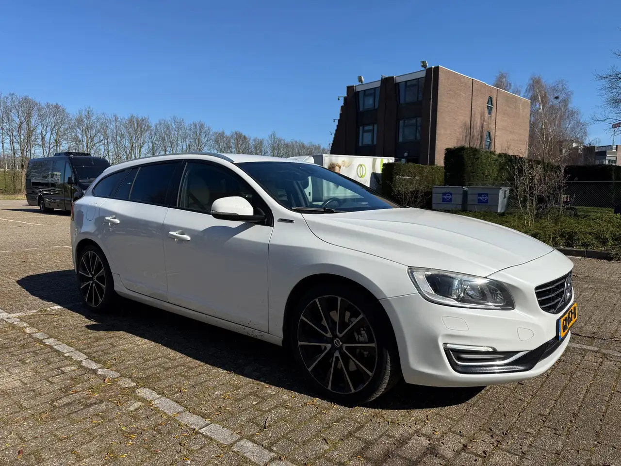 Volvo V60