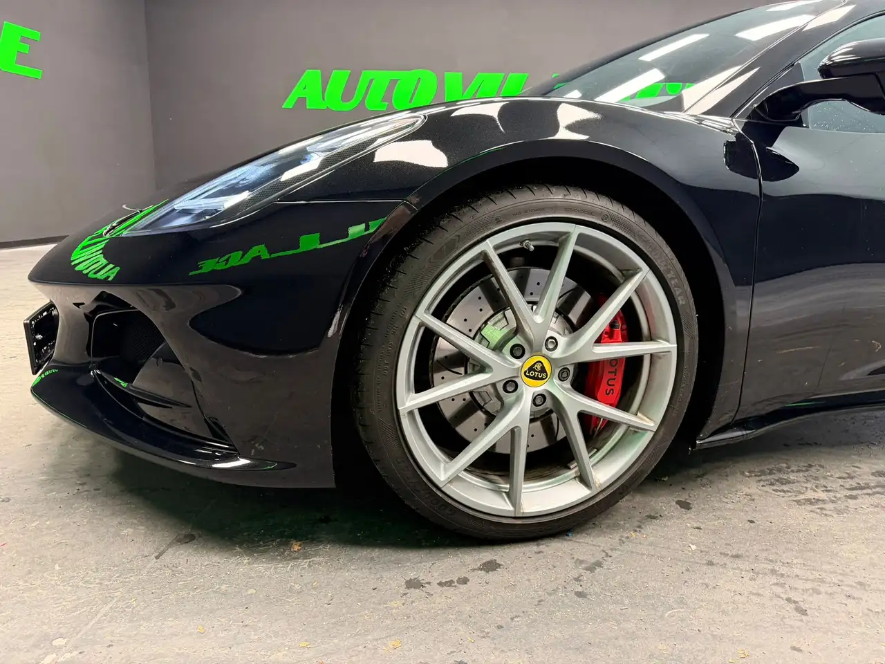 Lotus Emira 2025