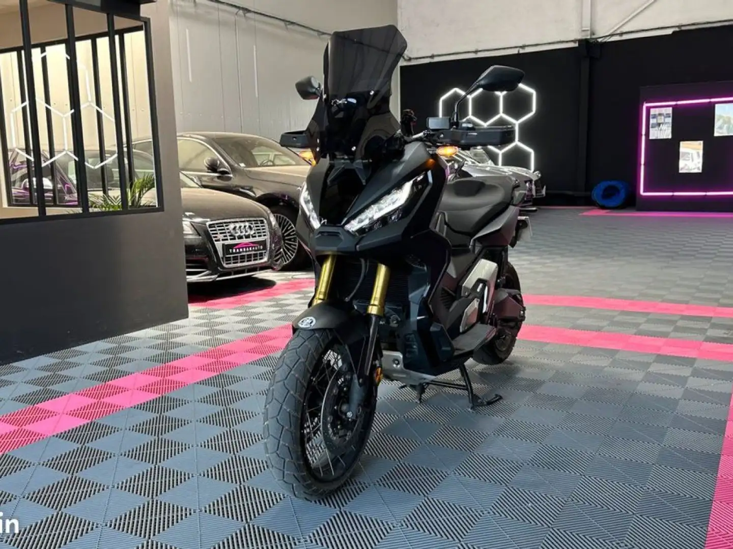 Honda X-ADV ABS NOIR MAT ÉTAT NEUF POIGNÉES CHAUFFANTES GARANT Noir - 2