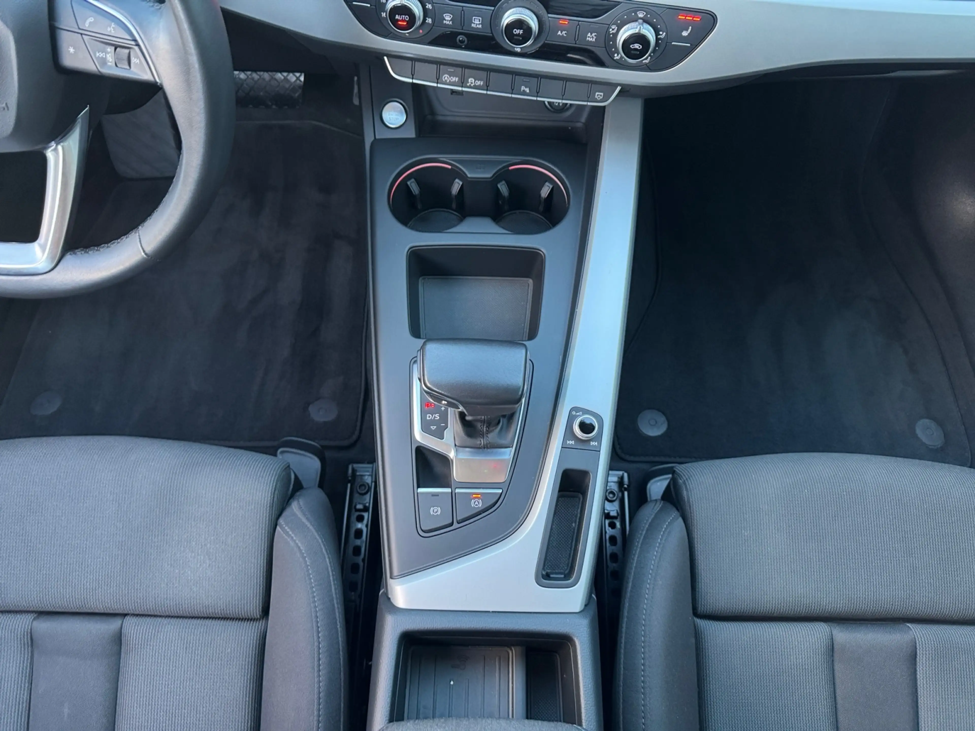 Audi A4 Avant 2.0 TFSI S-tronic ACC Navi AHK SHZ Matrix-L — photo 15