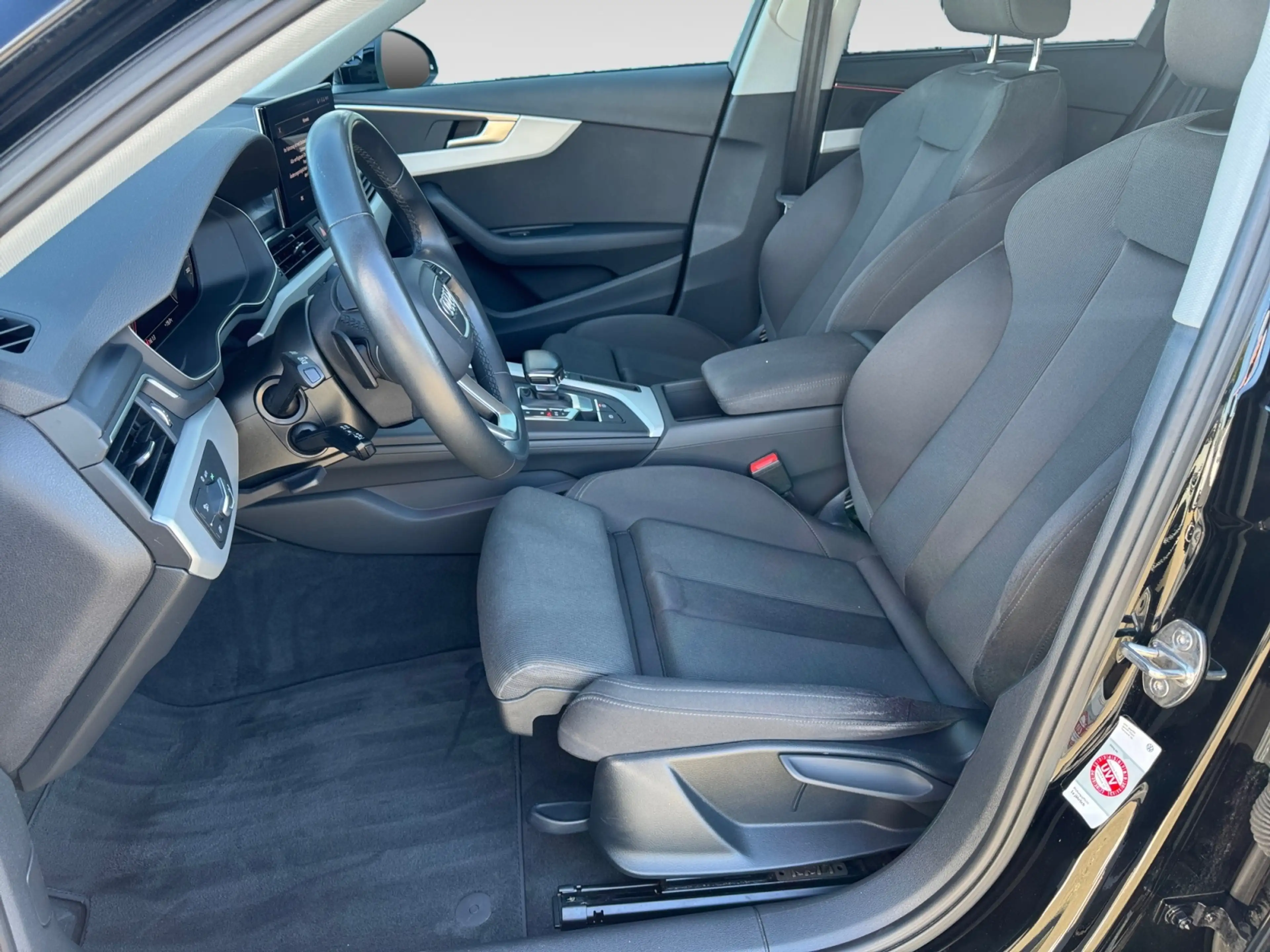 Audi A4 Avant 2.0 TFSI S-tronic ACC Navi AHK SHZ Matrix-L — photo 8
