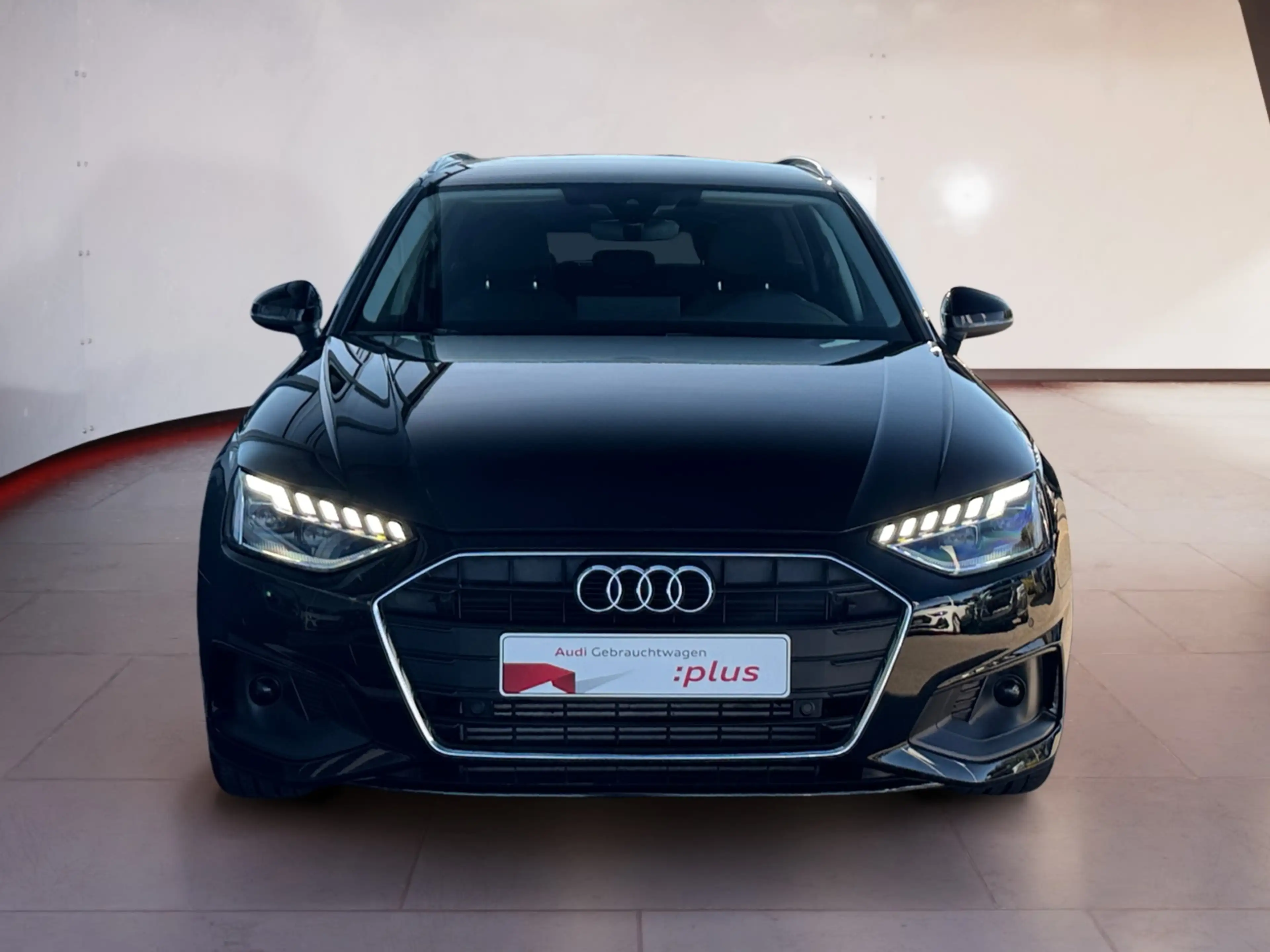Audi A4 Avant 2.0 TFSI S-tronic ACC Navi AHK SHZ Matrix-L — photo 6
