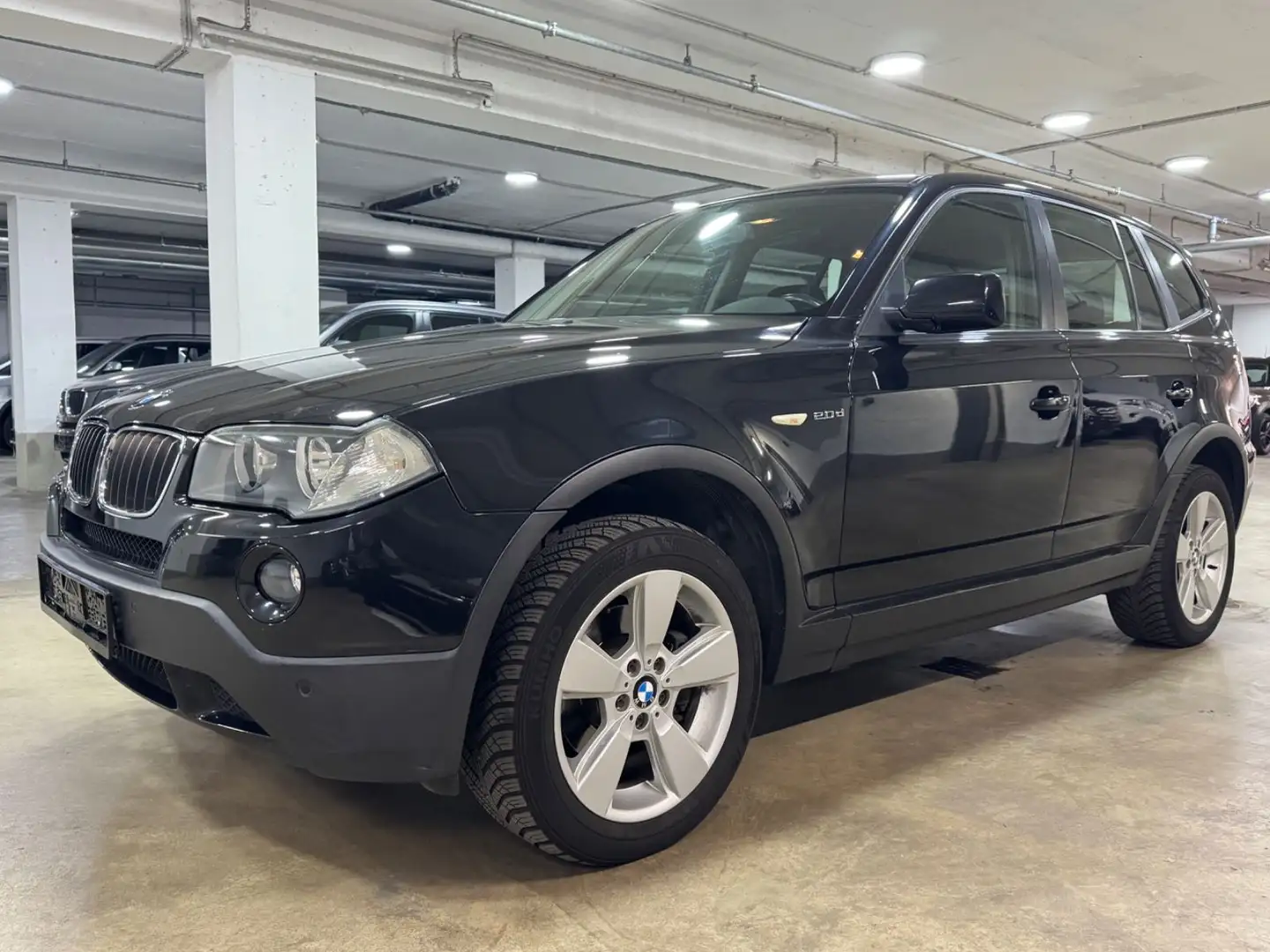 BMW X3 2.0d Automatik~Klima~Tempomat~ Noir - 1