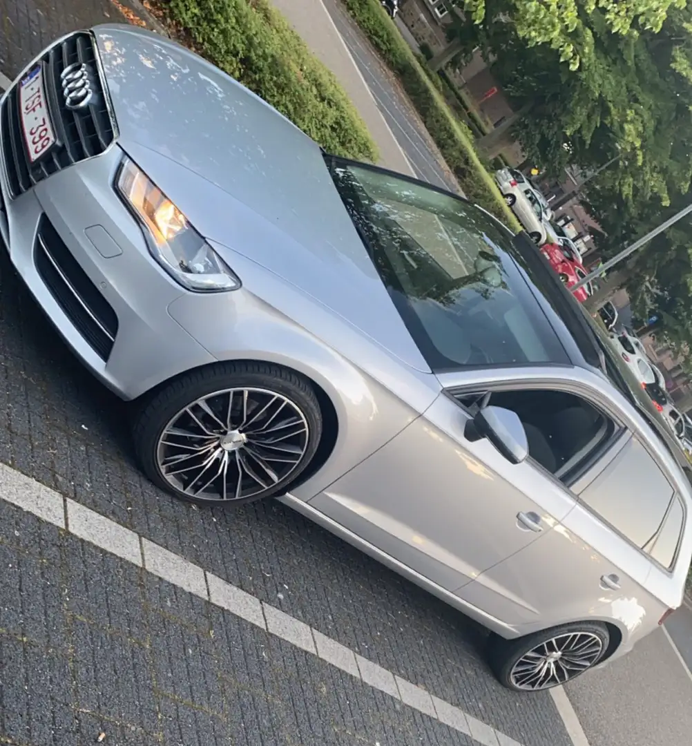 Audi A3 Sportback 1.6 tdi Audi a3 - 1