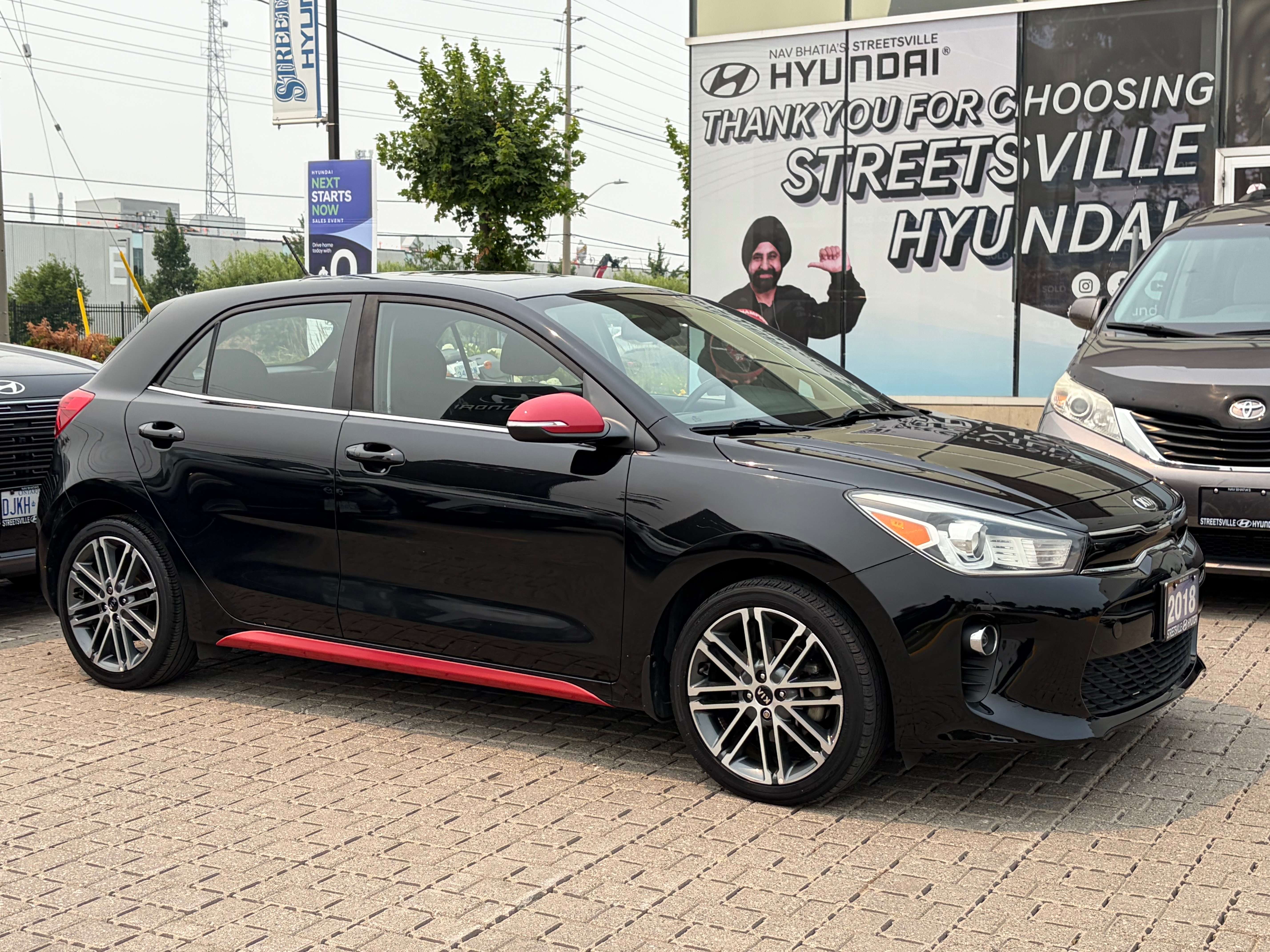 Black 2018 Kia Rio5 Hatchback Front-Wheel Drive Automatic