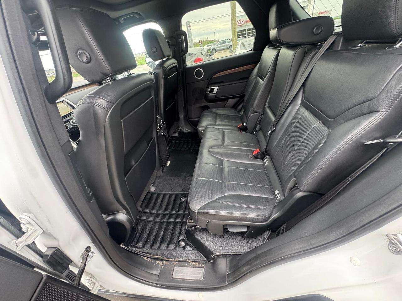 2017 Land Rover Discovery HSE, 7 PASSENGER, WELL SERVICED, LOADED, CERT thumb 9