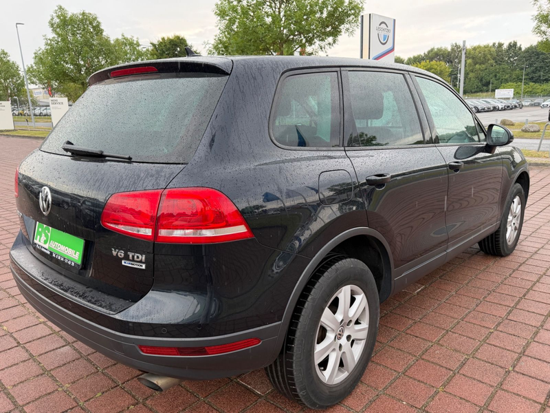 Volkswagen Touareg V6  3.0TDI BMT 4Motion — photo 8