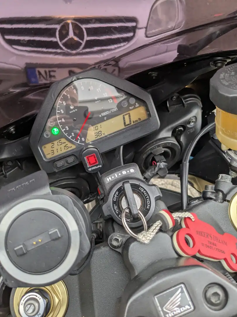 Honda CBR 1000 RR Czarny - 2