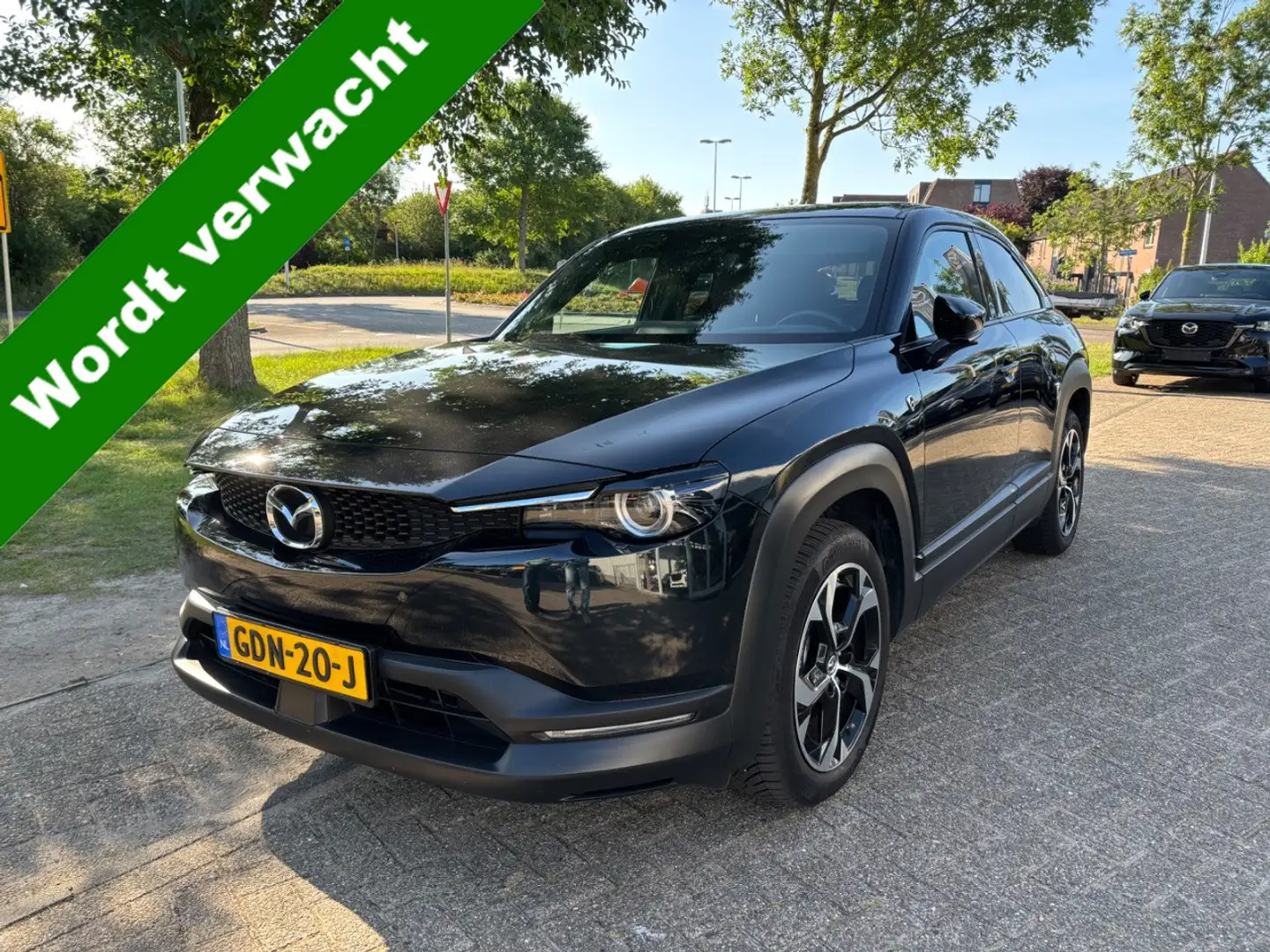 Mazda MX-30 e-SkyActiv R-EV 170 Makoto | Achteruitrijcamera | Zwart - 1