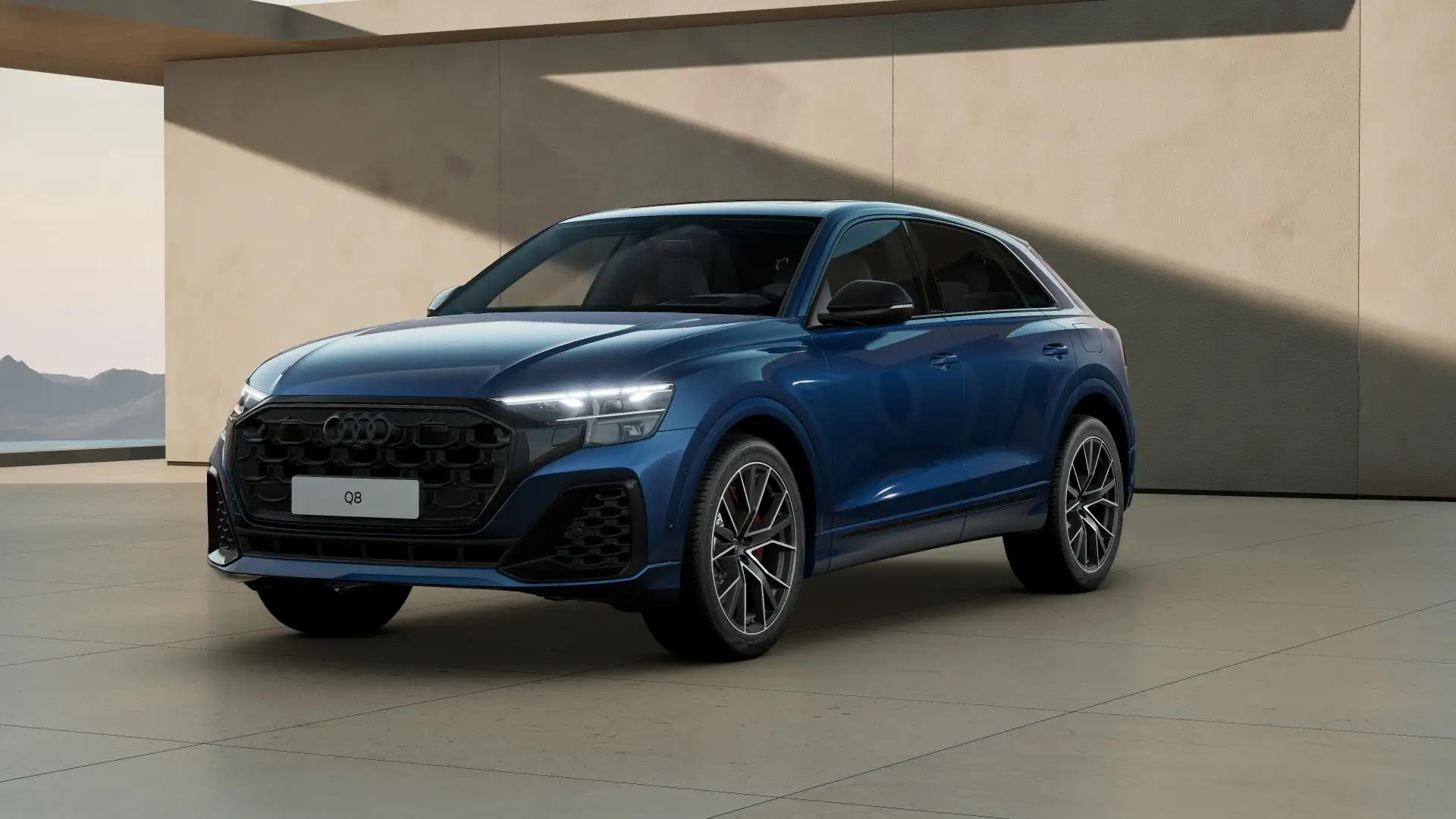 Audi Q8 60 TFSI e quattro Pro Line S Competition | Trekhaa Blauw - 1