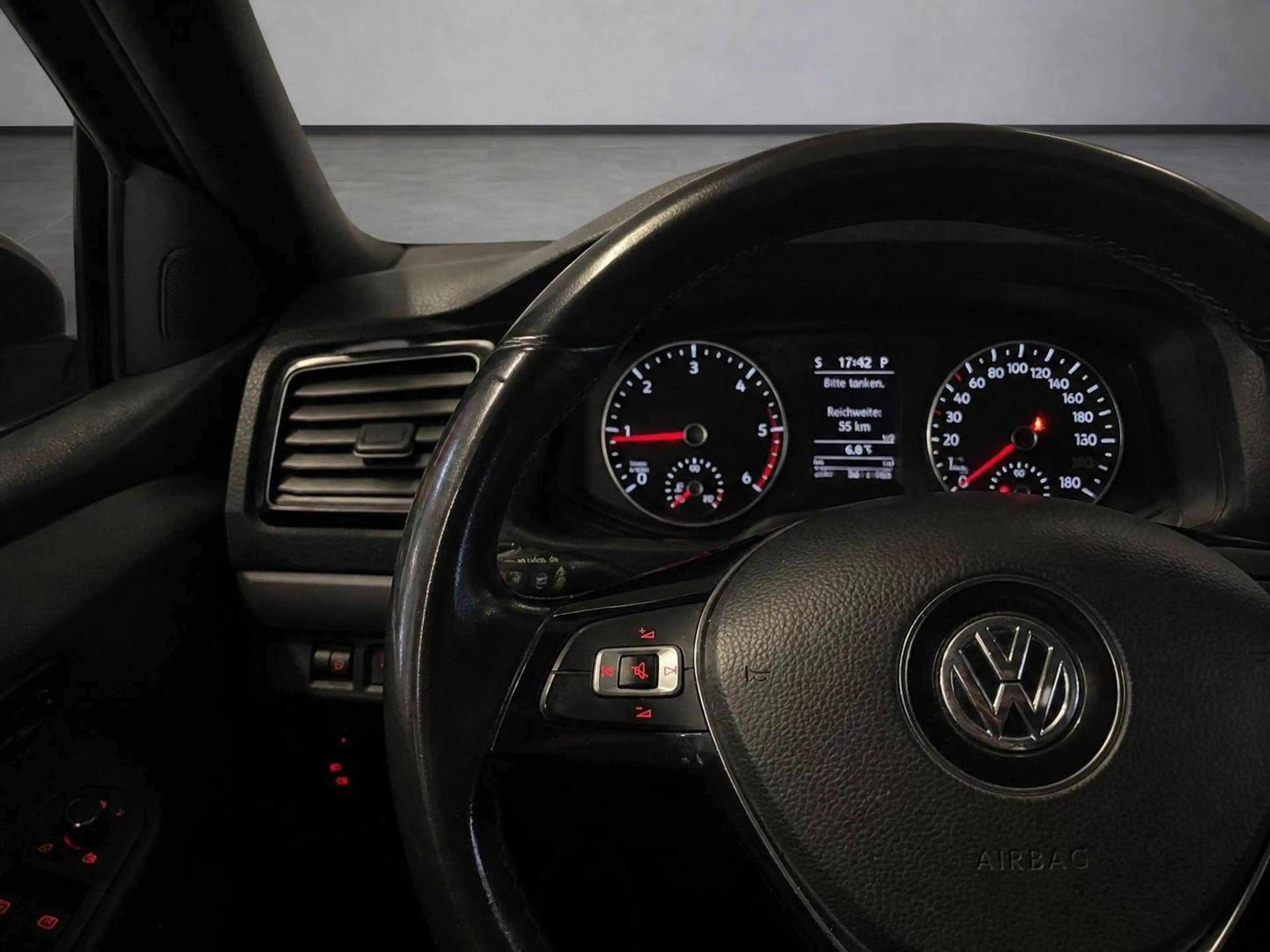 Volkswagen Amarok Comfortline DoubleCab 4Motion — photo 12