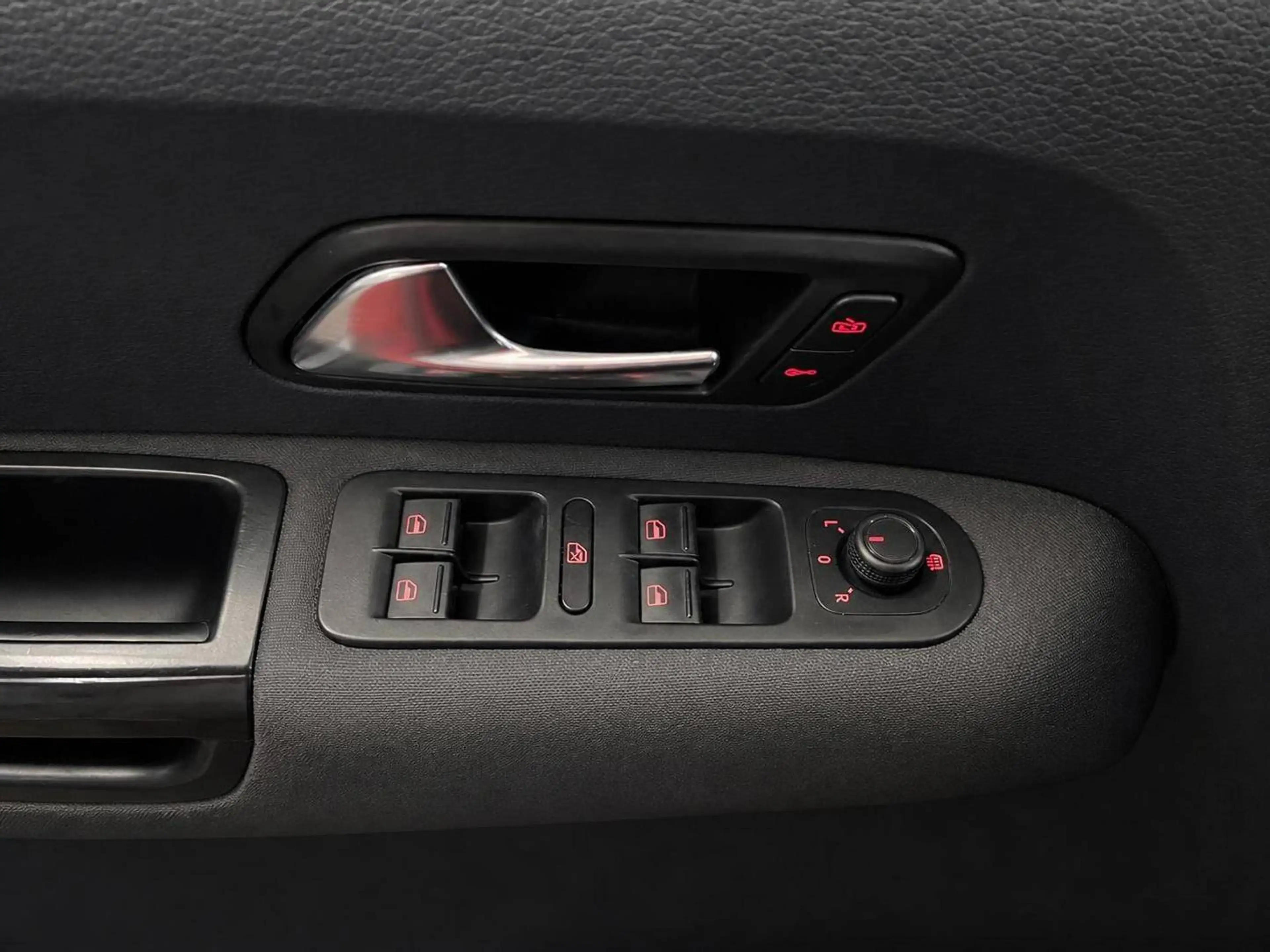 Volkswagen Amarok Comfortline DoubleCab 4Motion — photo 8