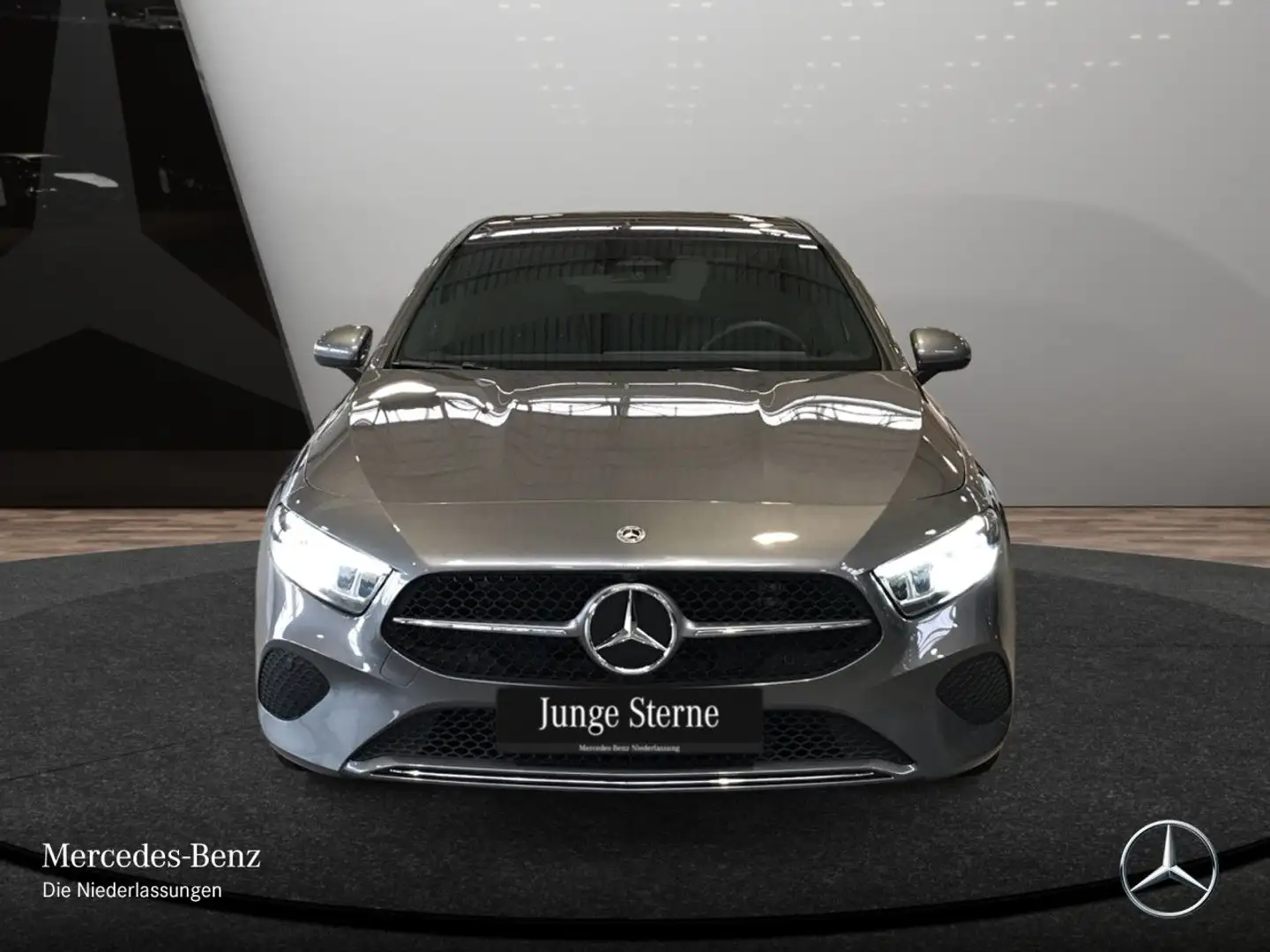 Mercedes-Benz A 200 PROGRESSIVE+PANO+LED+KAMERA+KEYLESS+7G Gris - 2