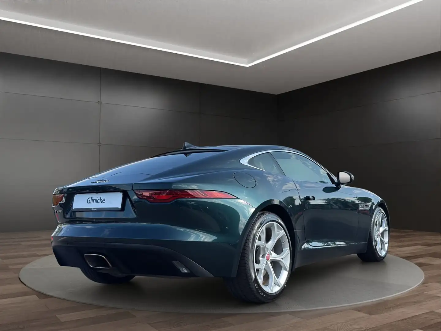 Jaguar F-Type Coupe P300 Groen - 2