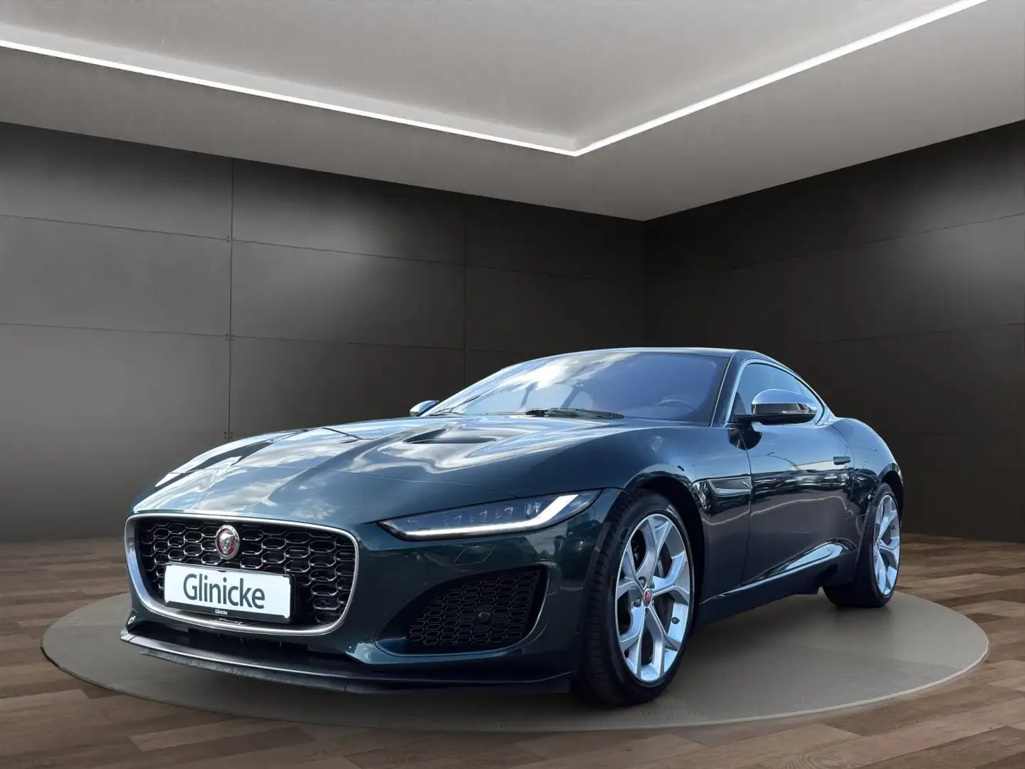 Jaguar F-Type Coupe P300 Groen - 1
