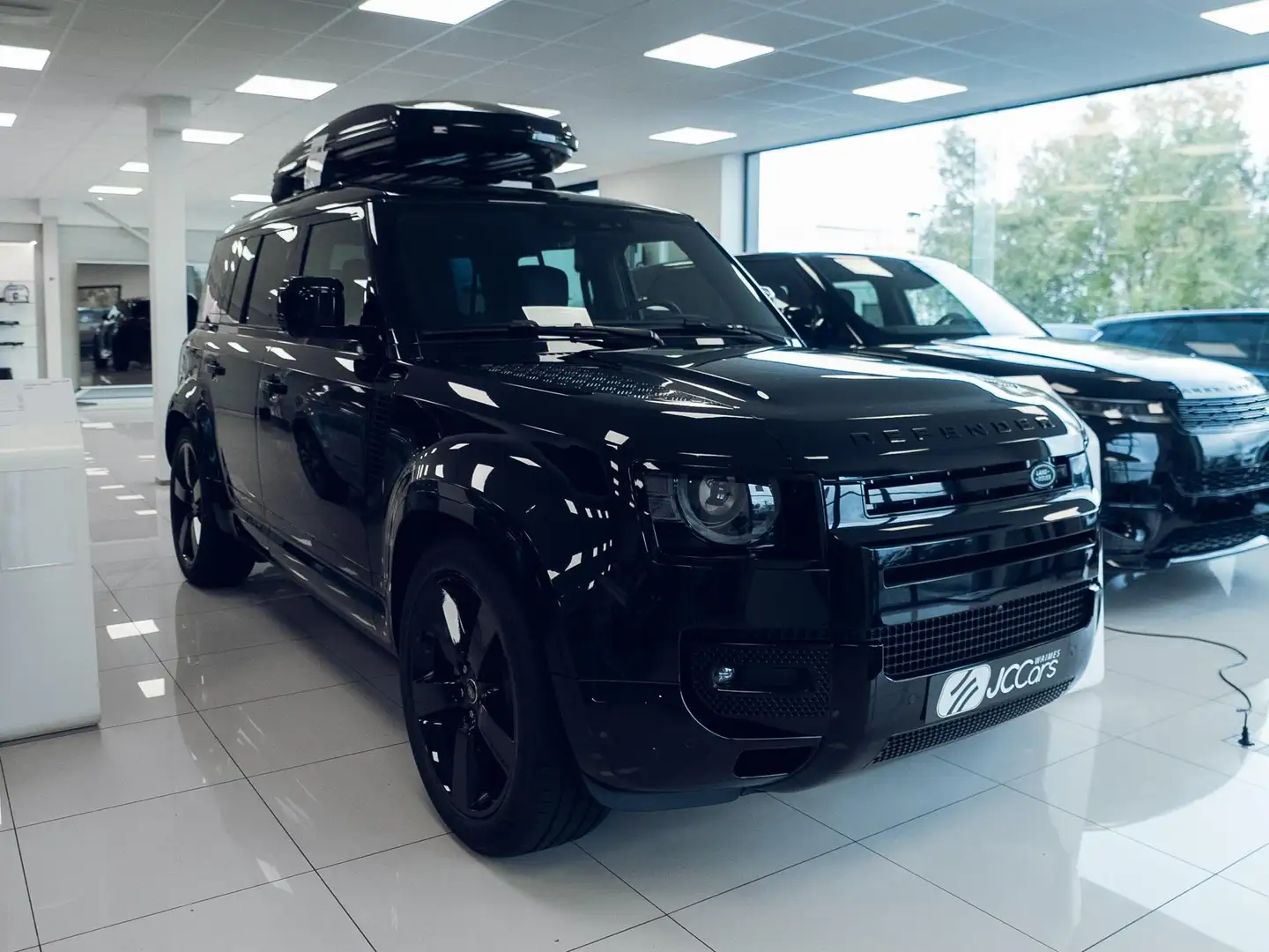 Land Rover Defender Defender 110 3.0 D MHEV D200 X-Dynamic SE Noir - 1