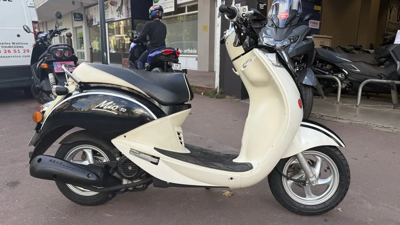 Sym Mio