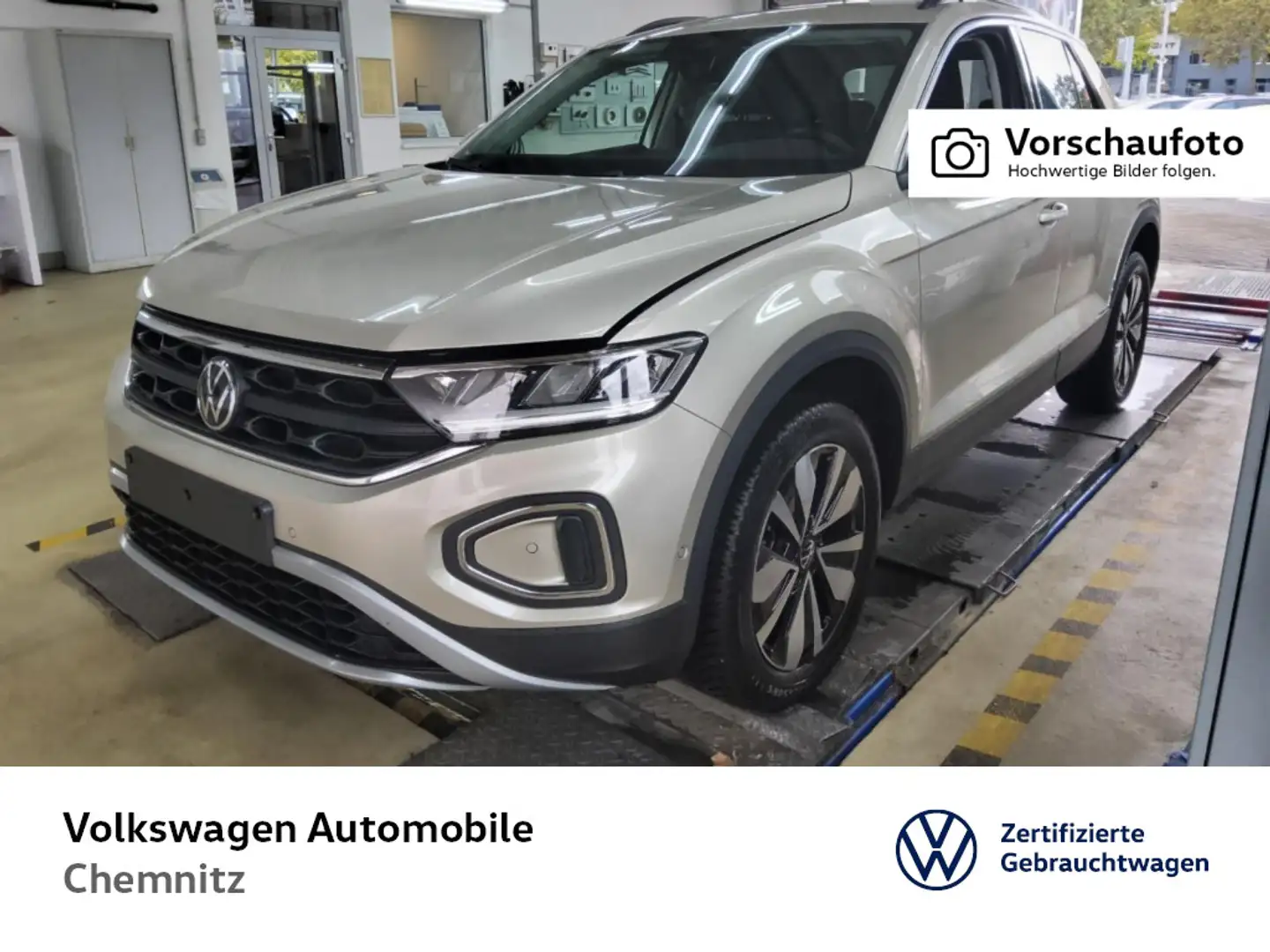 Volkswagen T-Roc 1.0 TSI Move LED Standheizung ACC CarPlay Silber - 1