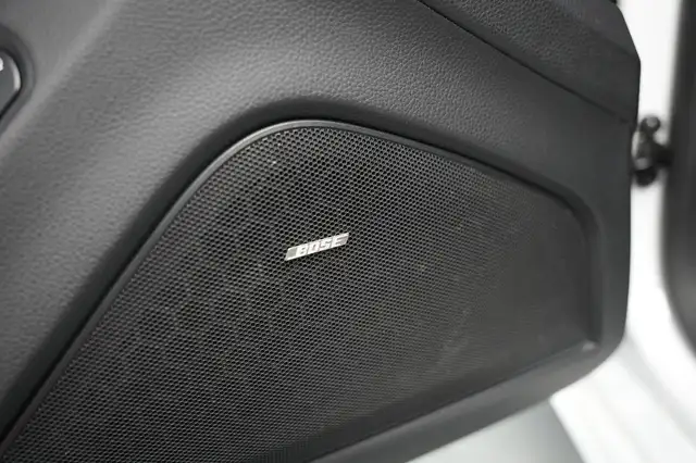 Porsche Panamera view 14