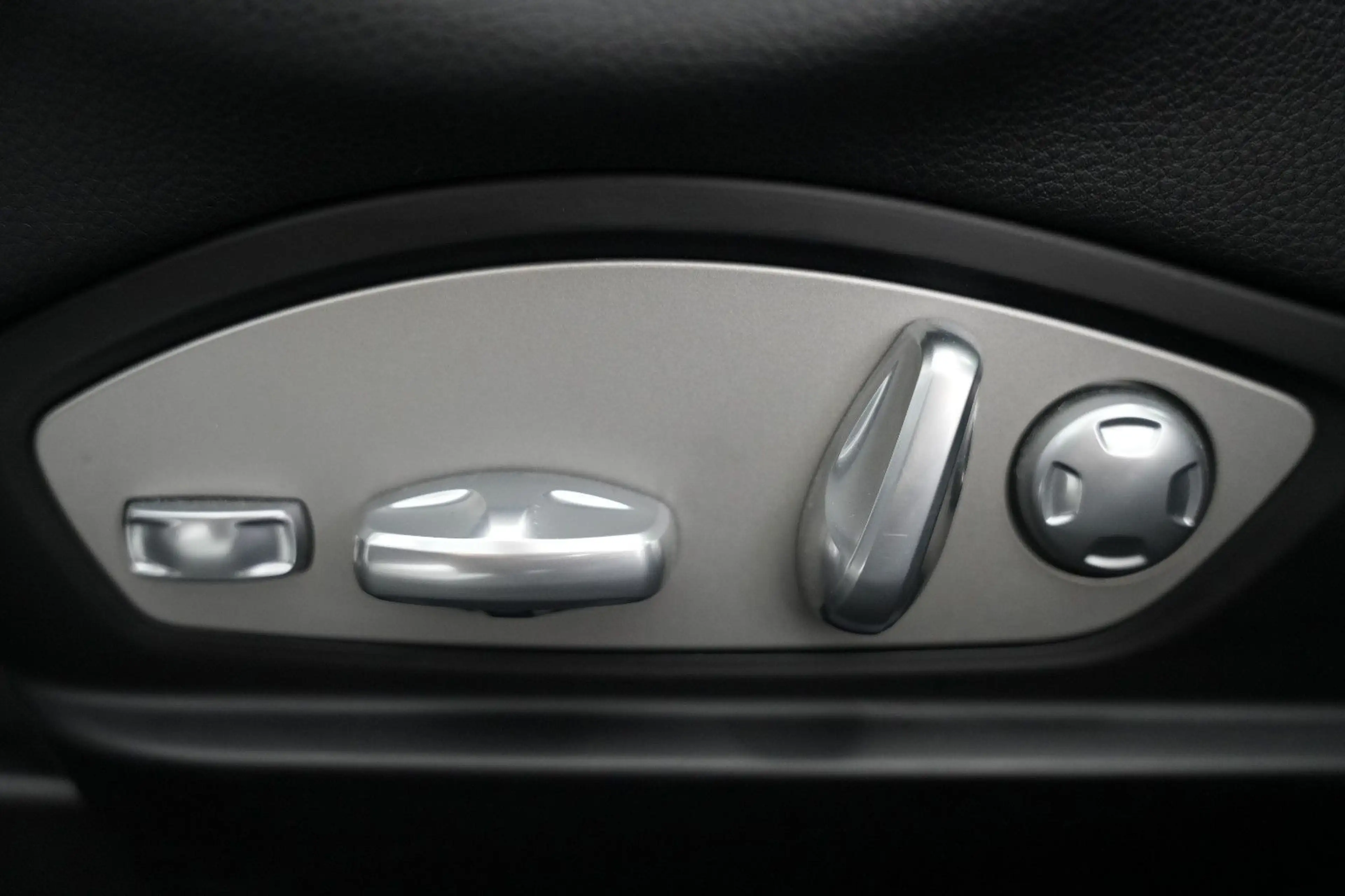 Porsche Panamera 4 *Sport-Chrono*BOSE*360°KAM*LED*Memory — photo 15