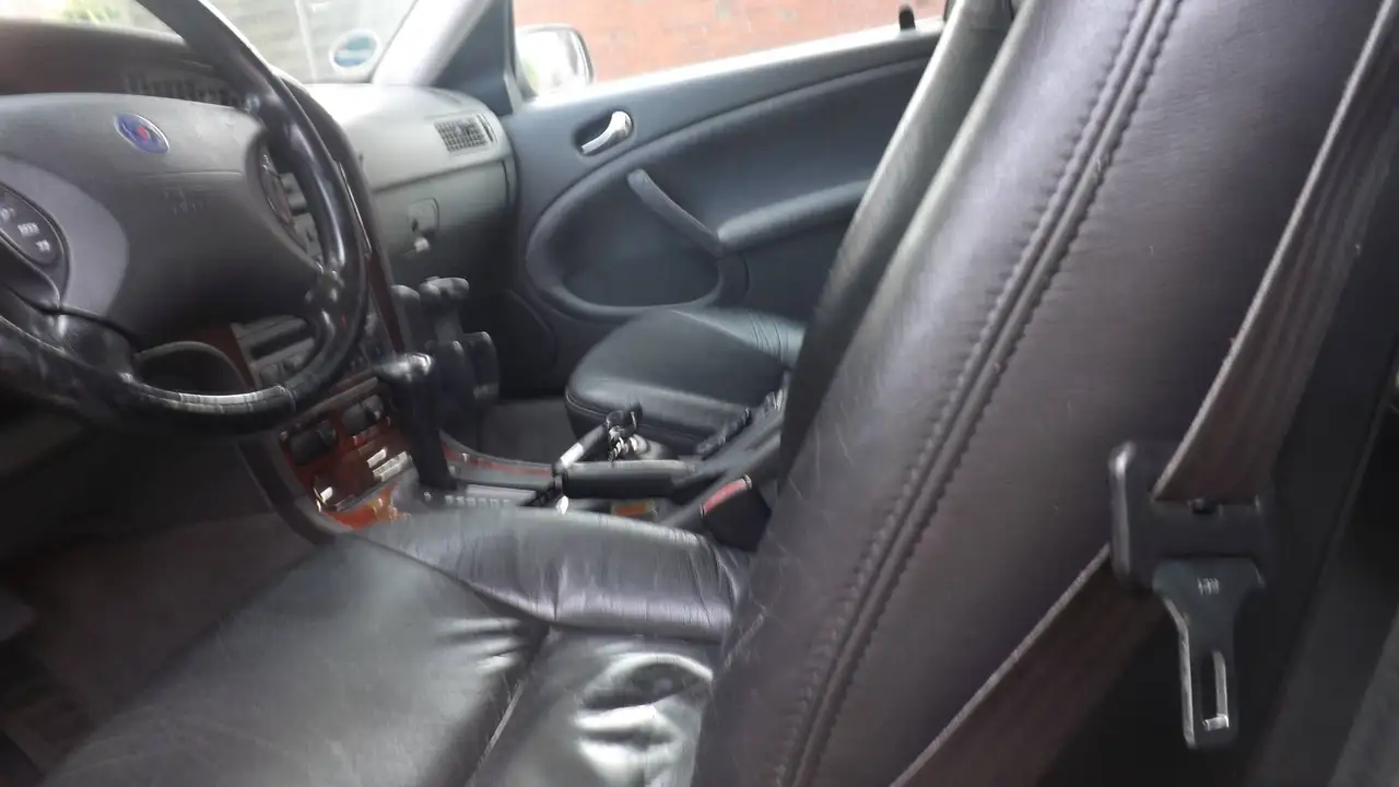 Saab 9-5 Kombi 2.5 mit Tüv bis 04-2027, foto 12