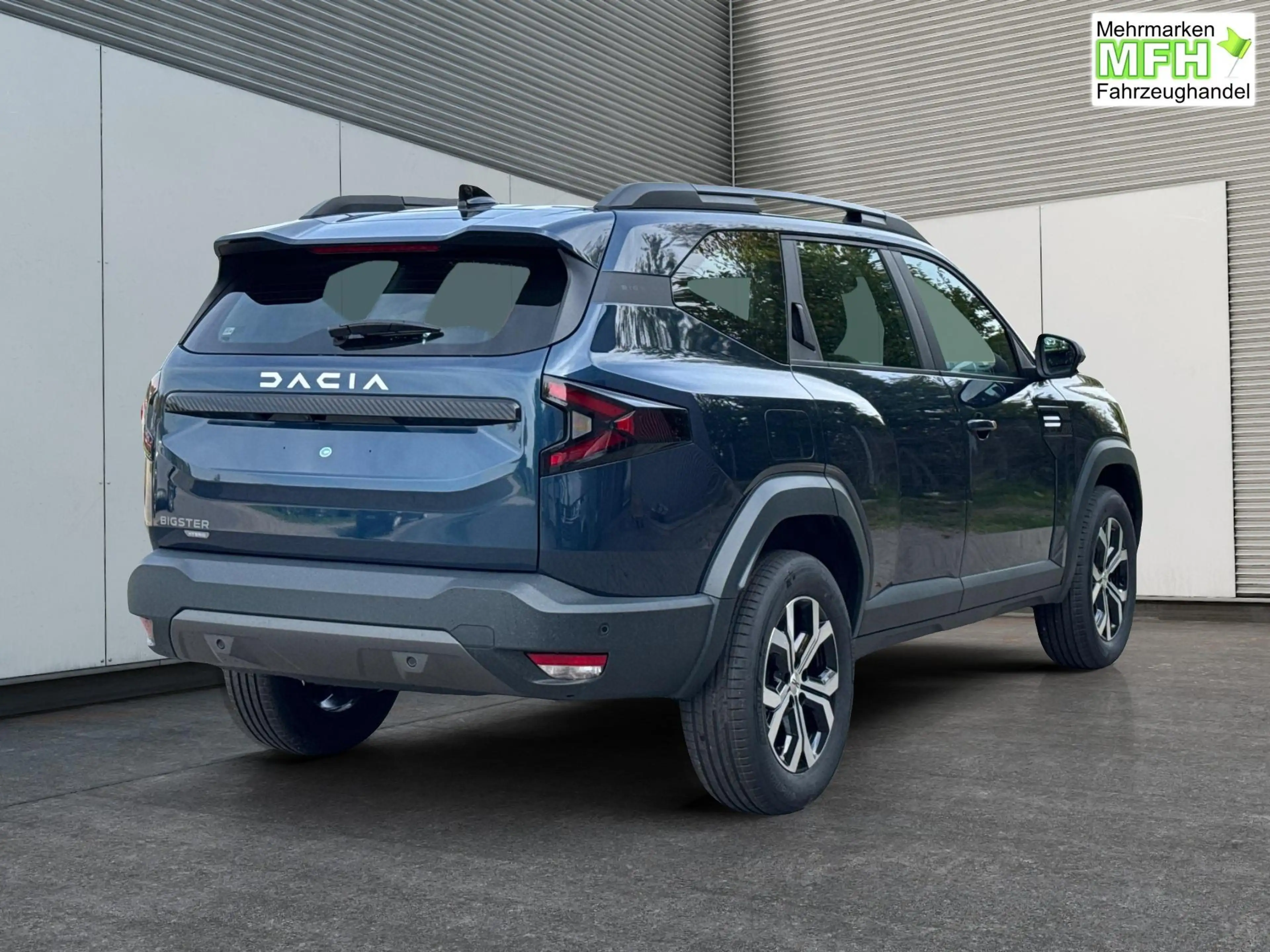 Dacia Bigster Expression SHZ+KLIMA+PDC+KAMERA+LED+17"ALU Hybr... — photo 3