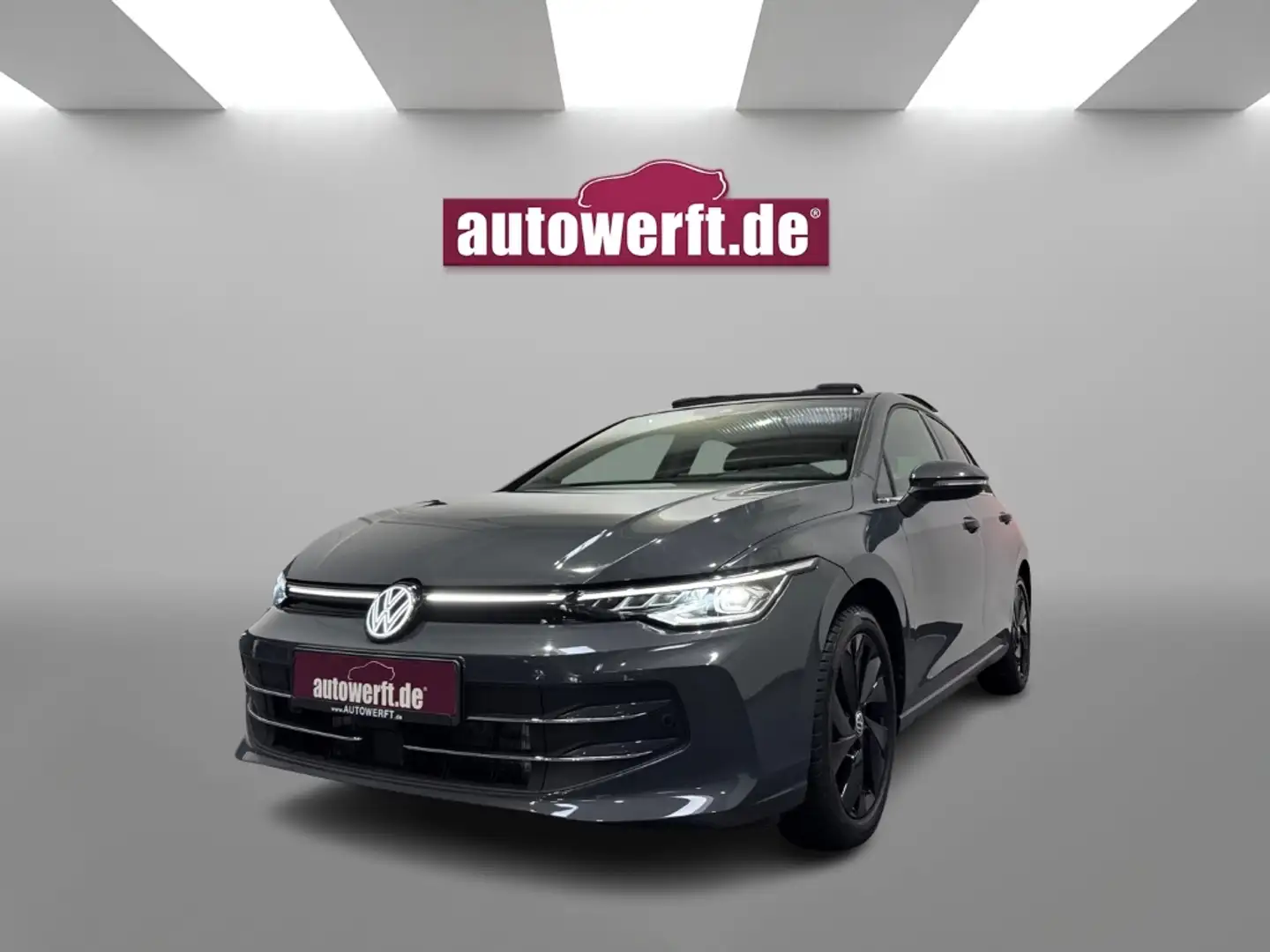 Volkswagen Golf 8 1.5 eTSI DSG STYLE EDITION 50 PANO AHK HUD LED K Grau - 1