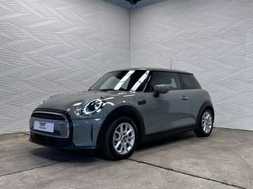 1.5i*AUT*CARPLAY*CAMERA*LED*DAB*FACELIFT*