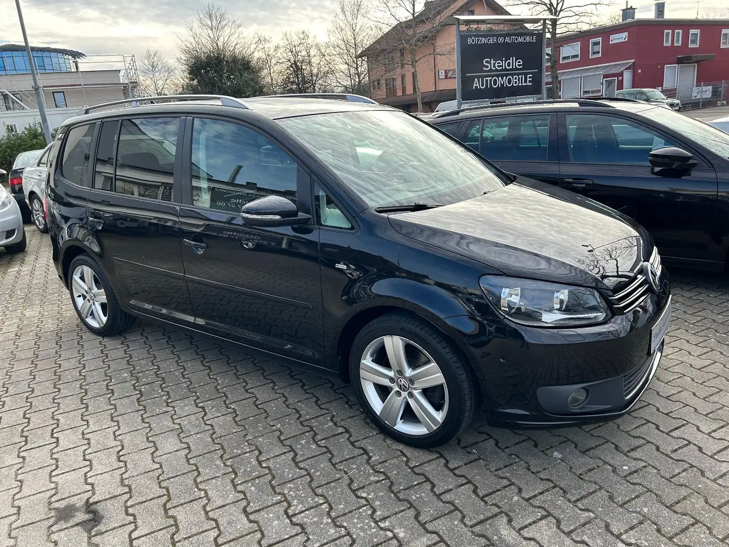 Volkswagen Touran 1.4 TSI CUP Navi Pano - 1