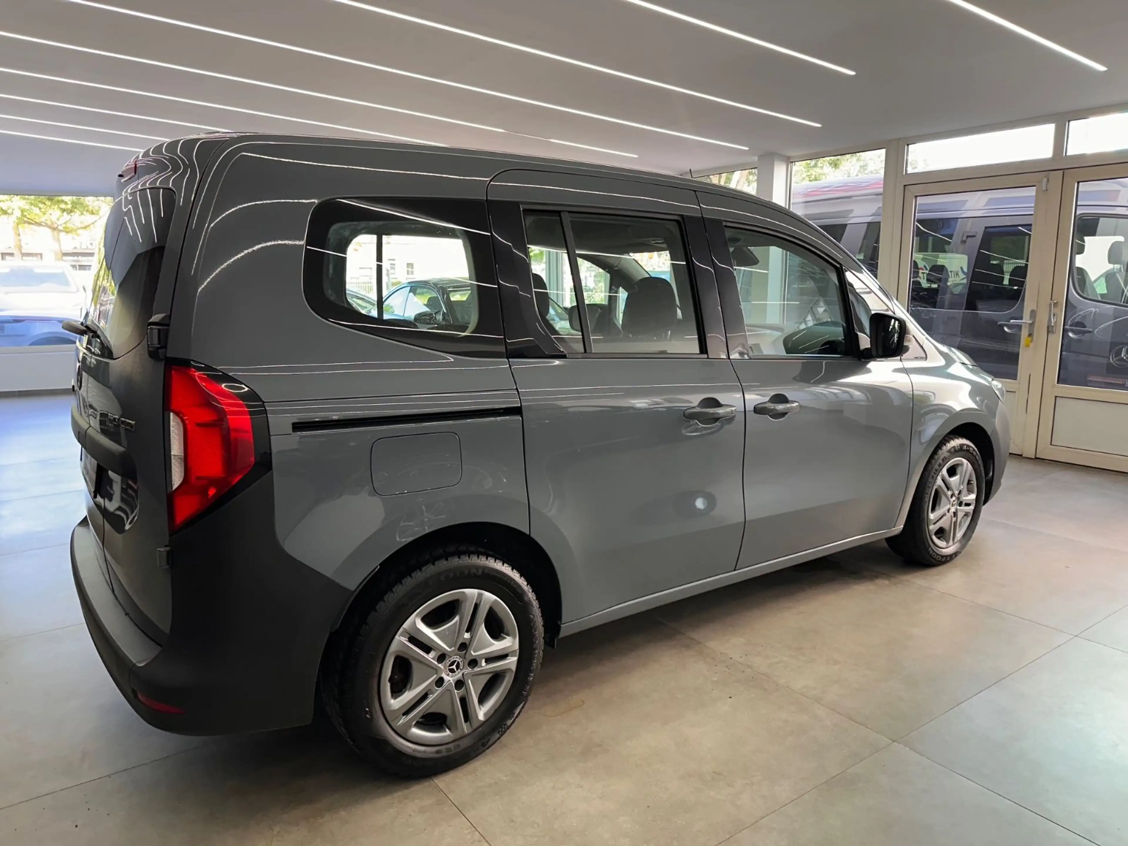 Mercedes-Benz Citan 110 CDI Tourer*MBUX*SHZ*Kamera*Totwinkel* — photo 6