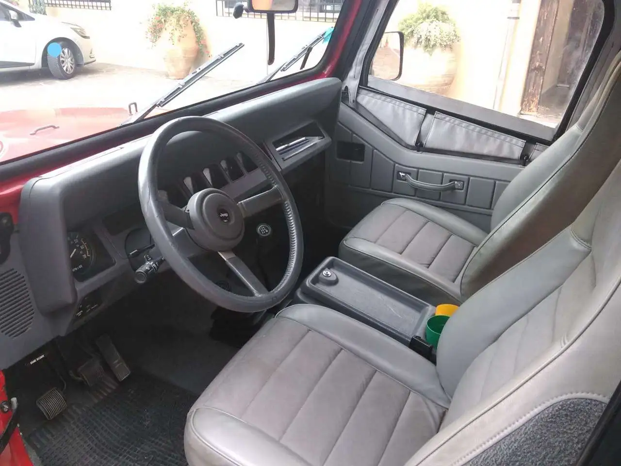 Jeep Wrangler Hard Top 2.5 Laredo, foto 6