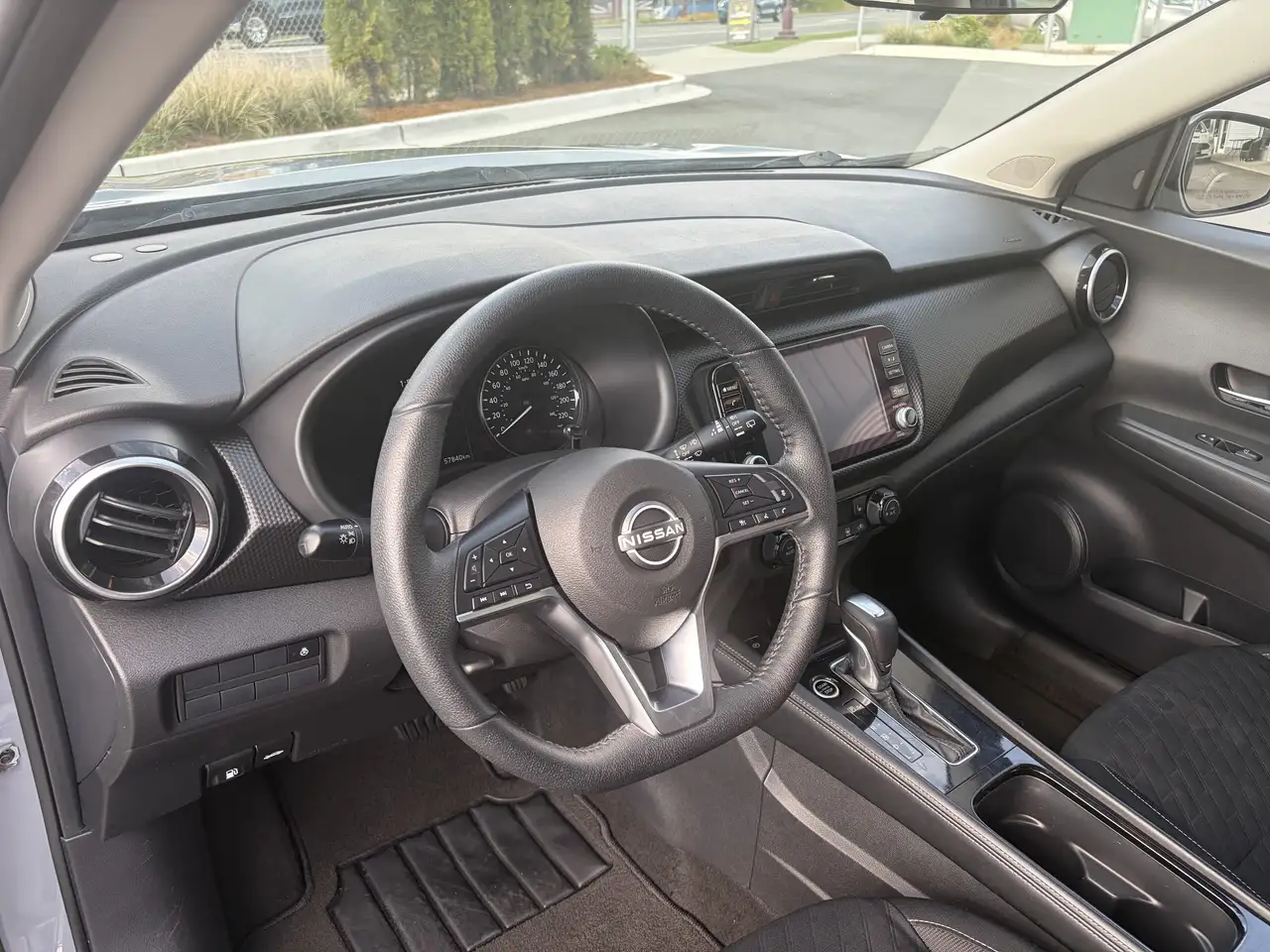 Nissan Kicks снимка Nissan Kicks