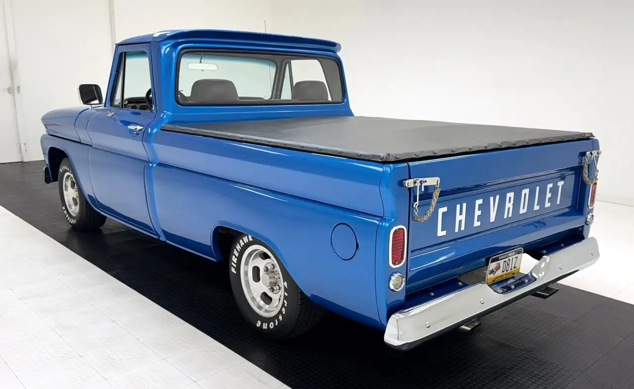 Chevrolet C10 Short Bed Pickup, foto 3