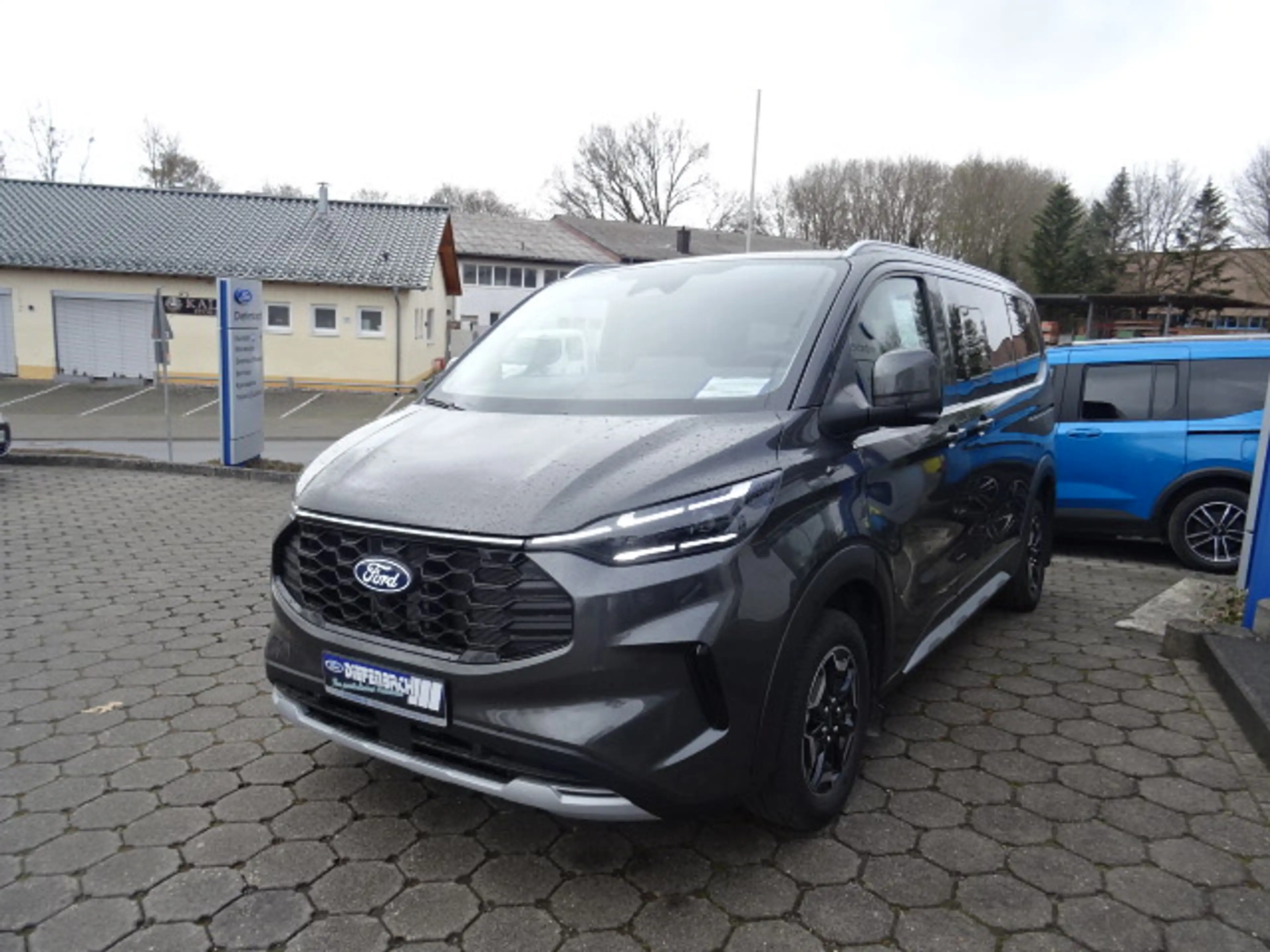 Ford Tourneo Custom 320 L1 Active FWD Automatik +Matrix+B&O
