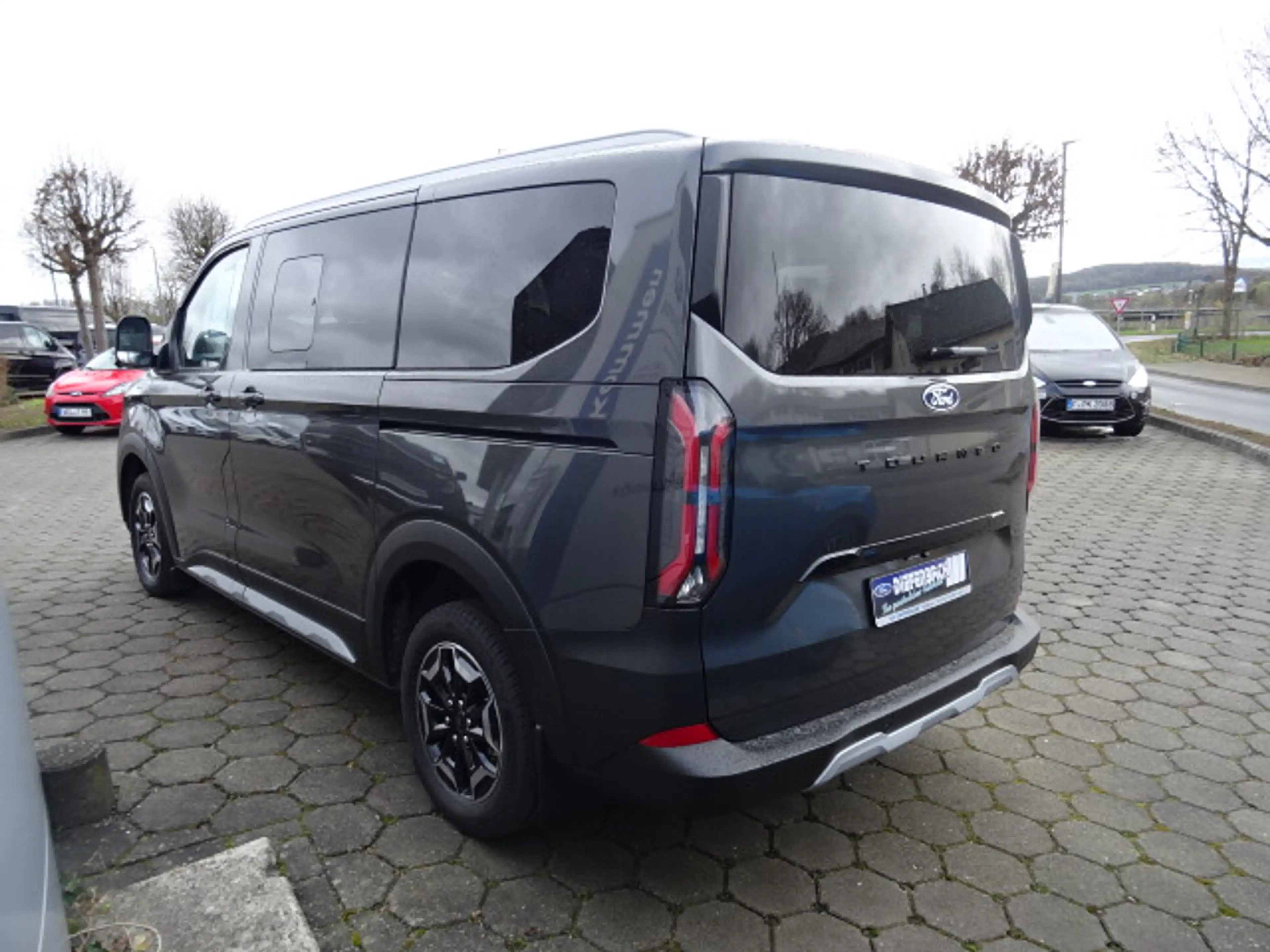 Ford Tourneo Custom 320 L1 Active FWD Automatik +Matrix+B&O — photo 2